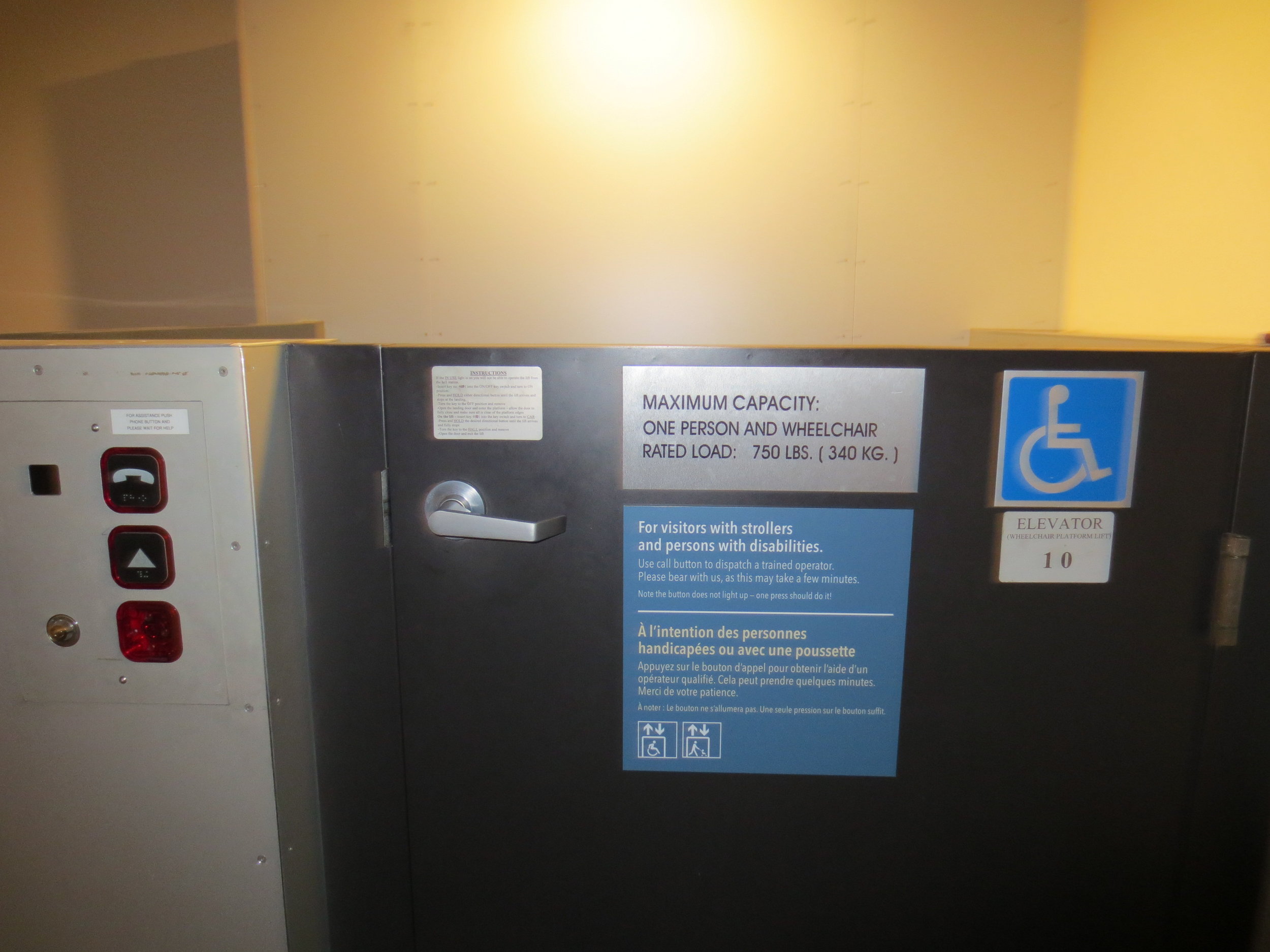 Picture of mechanical lift