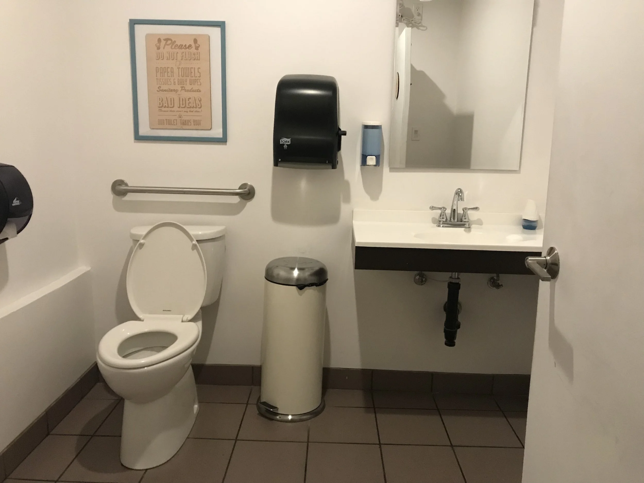 Picture of accessible washroom of Maker Bean Cafe