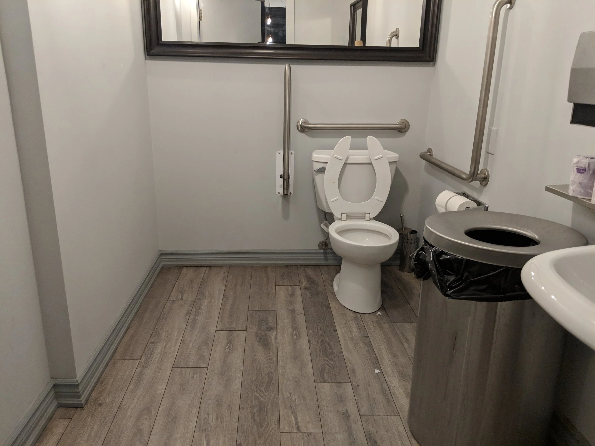 Picture of accessible washroom at Filosophy Pastry and Espresso Bar