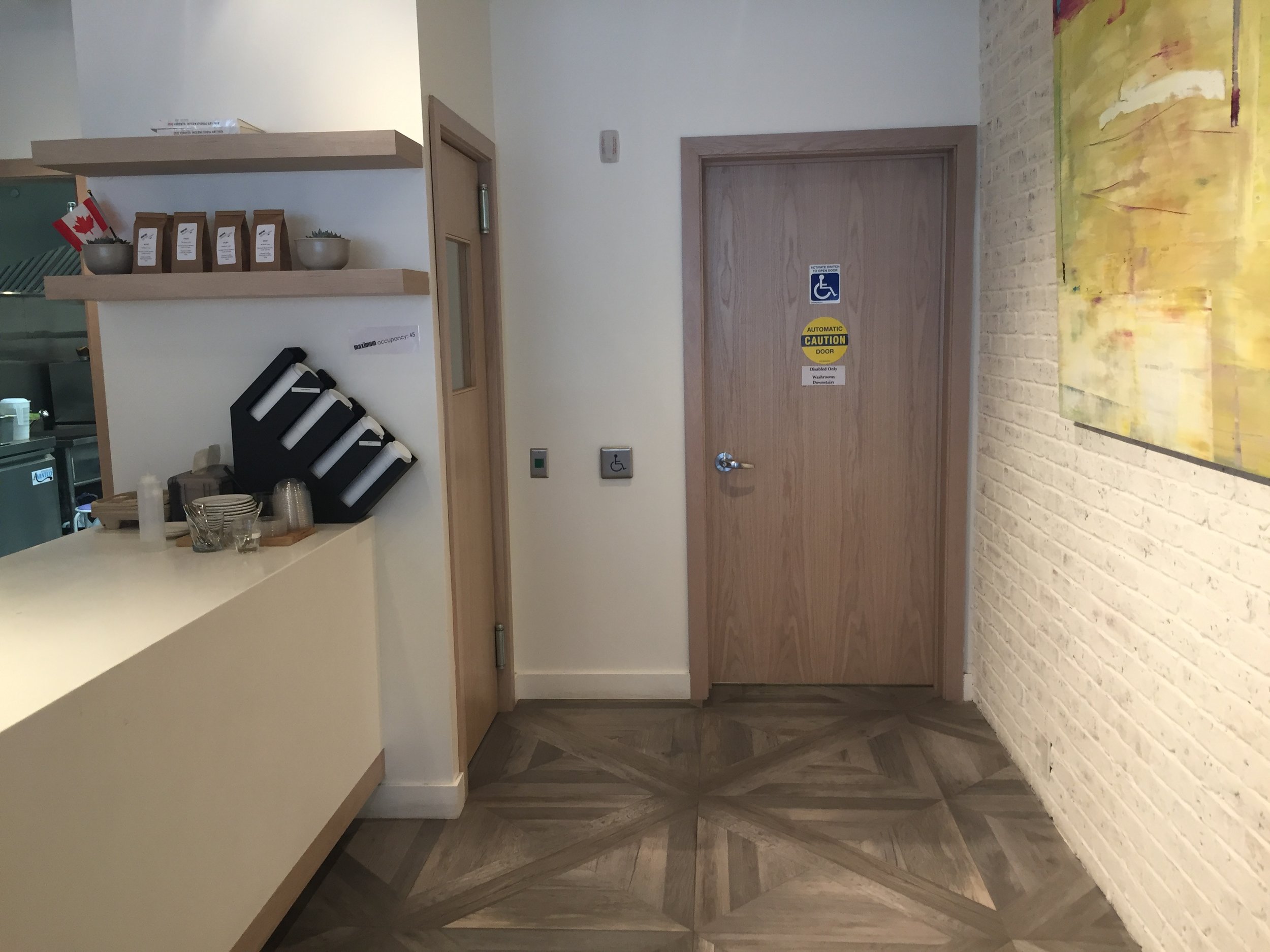 Picture of unobstructed pathway to the accessible washroom