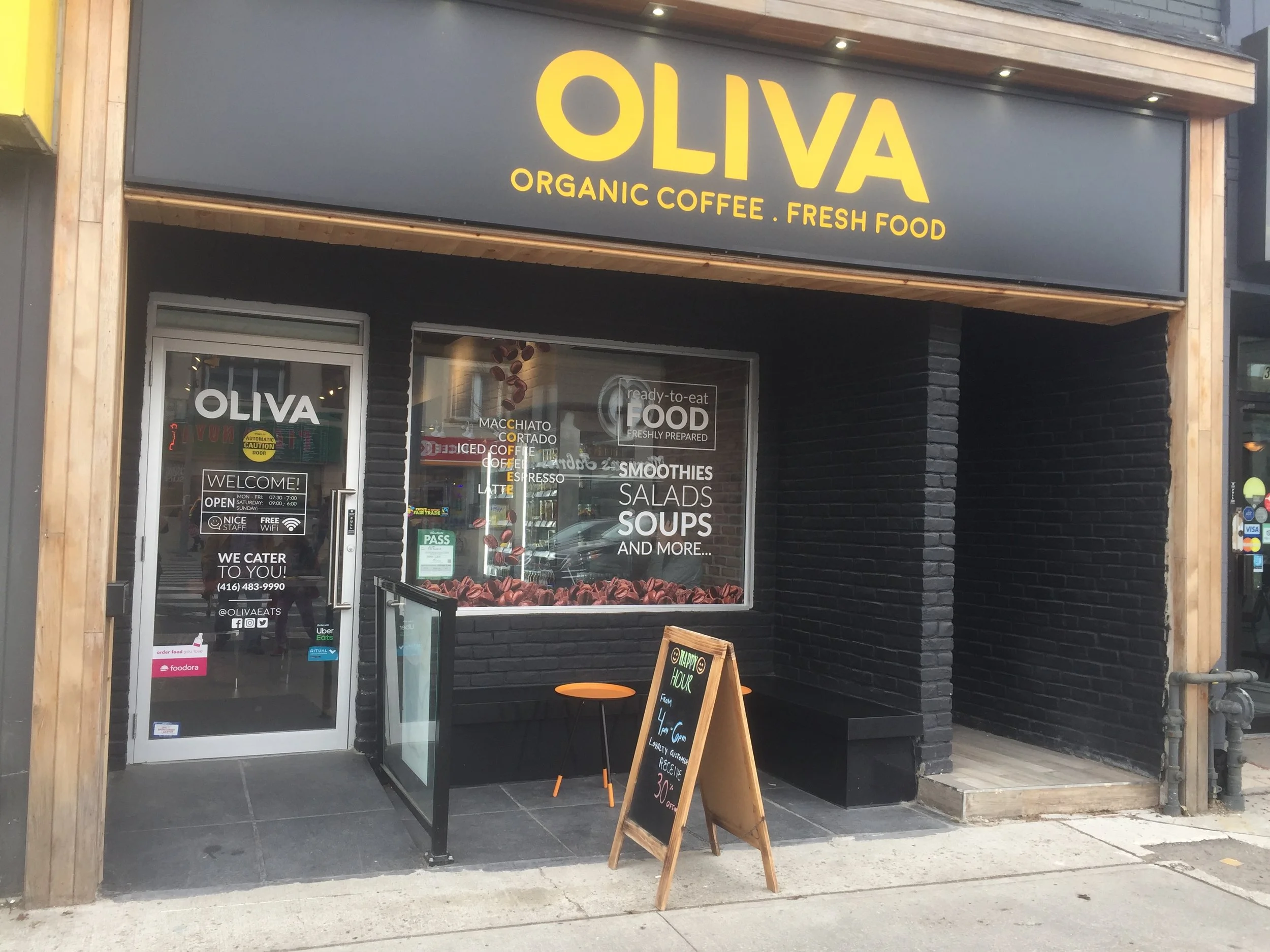 Picture of accessible entrance of Oliva