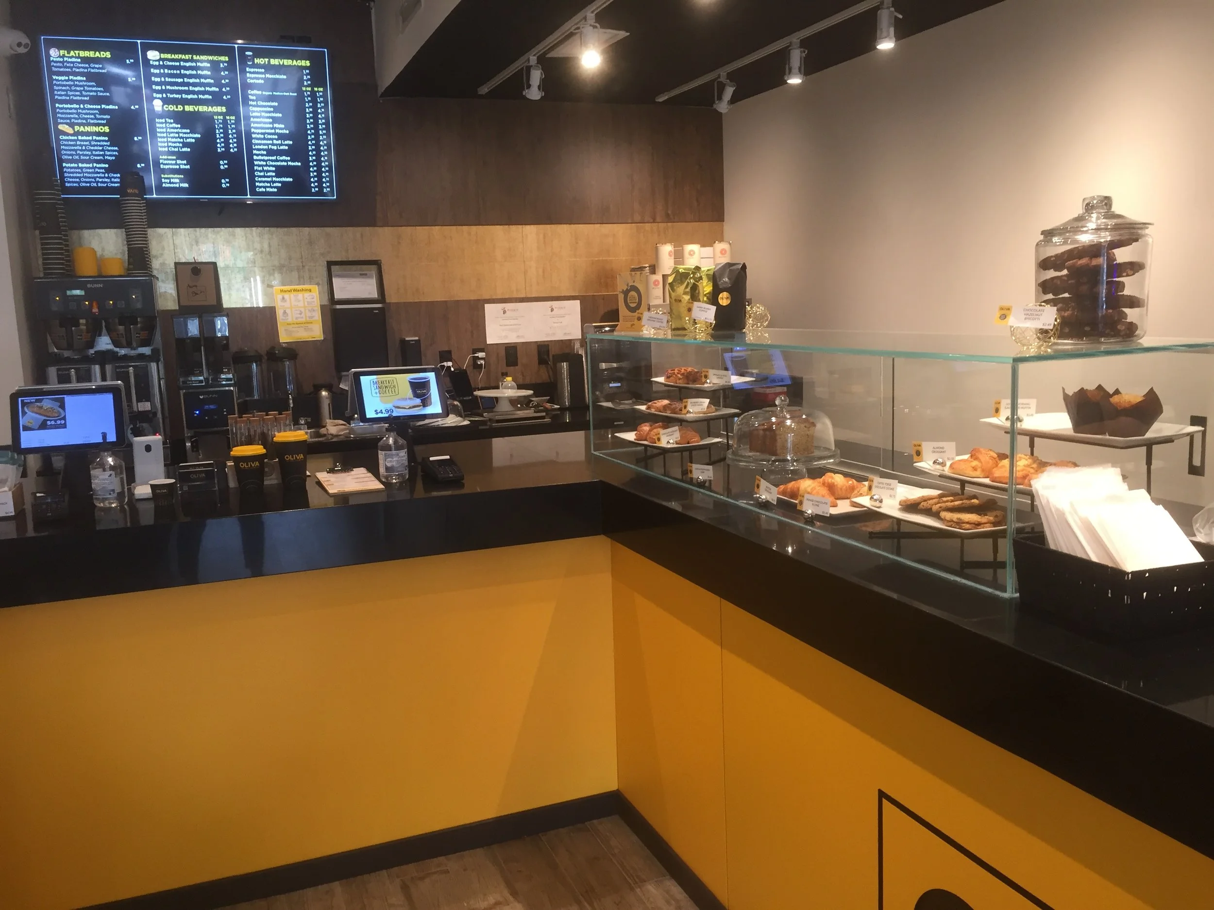 Picture of service counter at Oliva