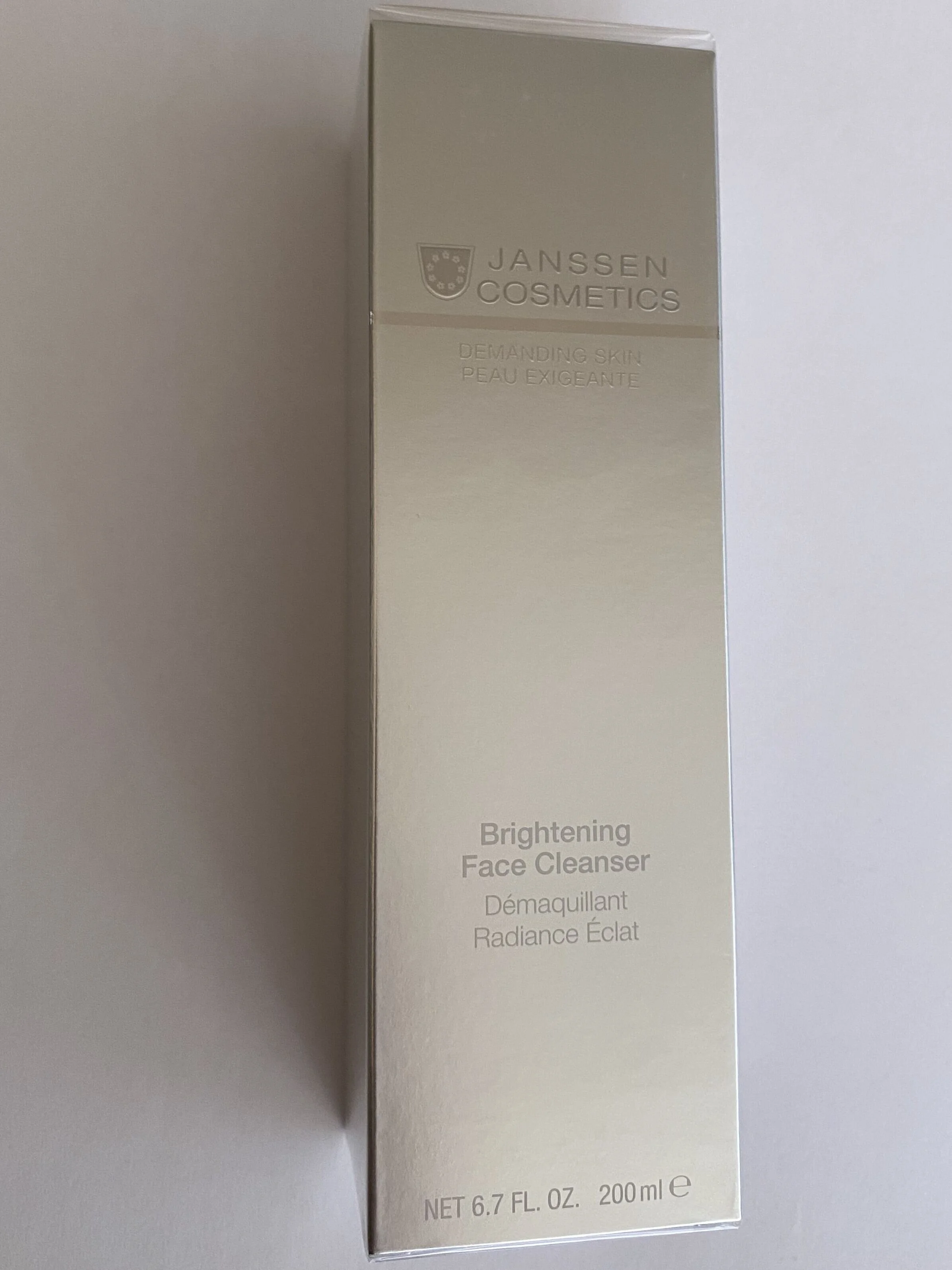 janssen face cleanser