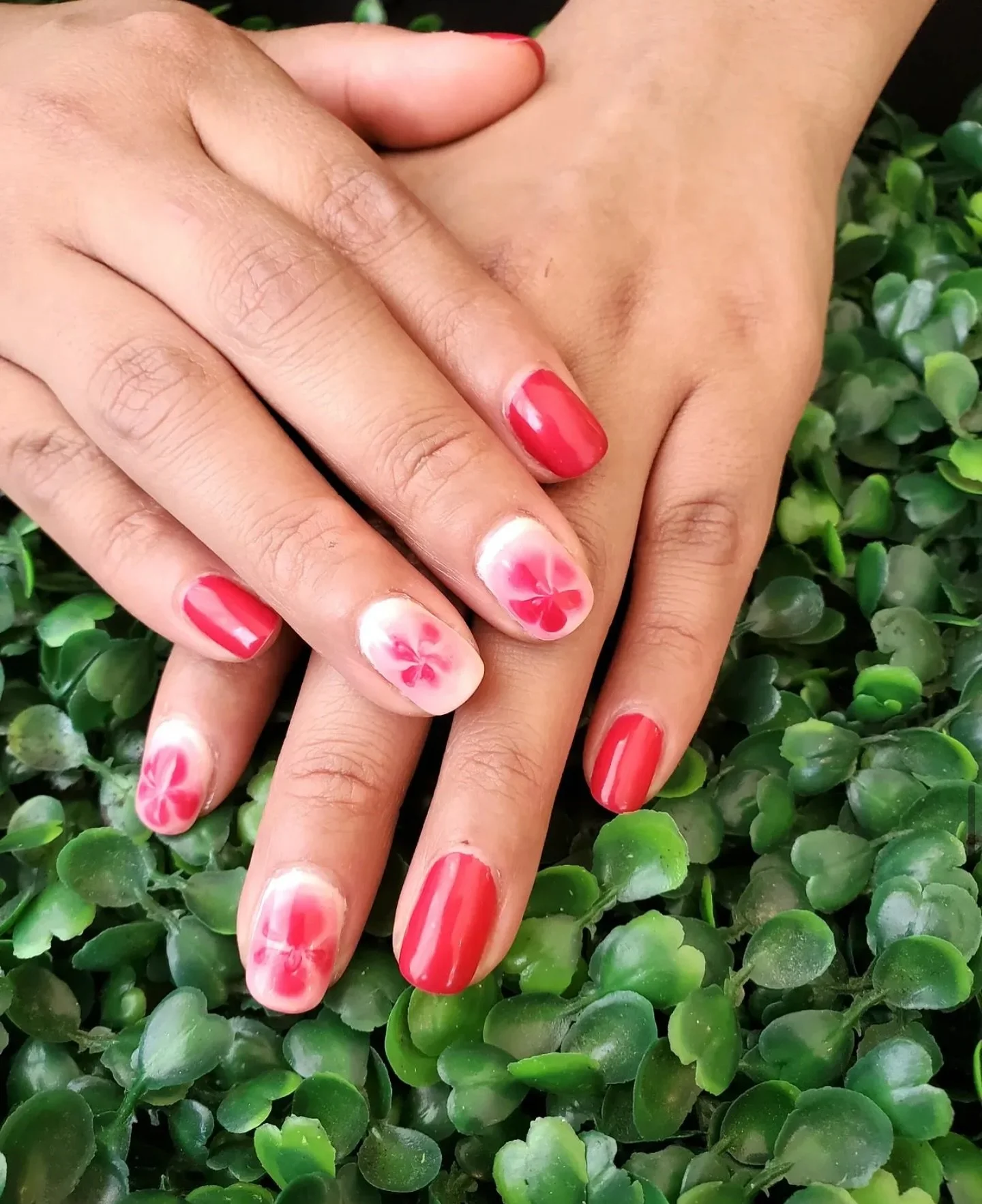 No Chip Manicure with Blooming Gel art 🌸
&bull;
&bull;
#nochipmanicure #gelishmanicure #nailtechnician #nails #nailart
#BurrRidge #LaGrange #Highlands #Hinsdale #IndianHeadParkil #countrysideil #Willowbrook #WesternSprings #Hodgkins #Brookfield #Wil