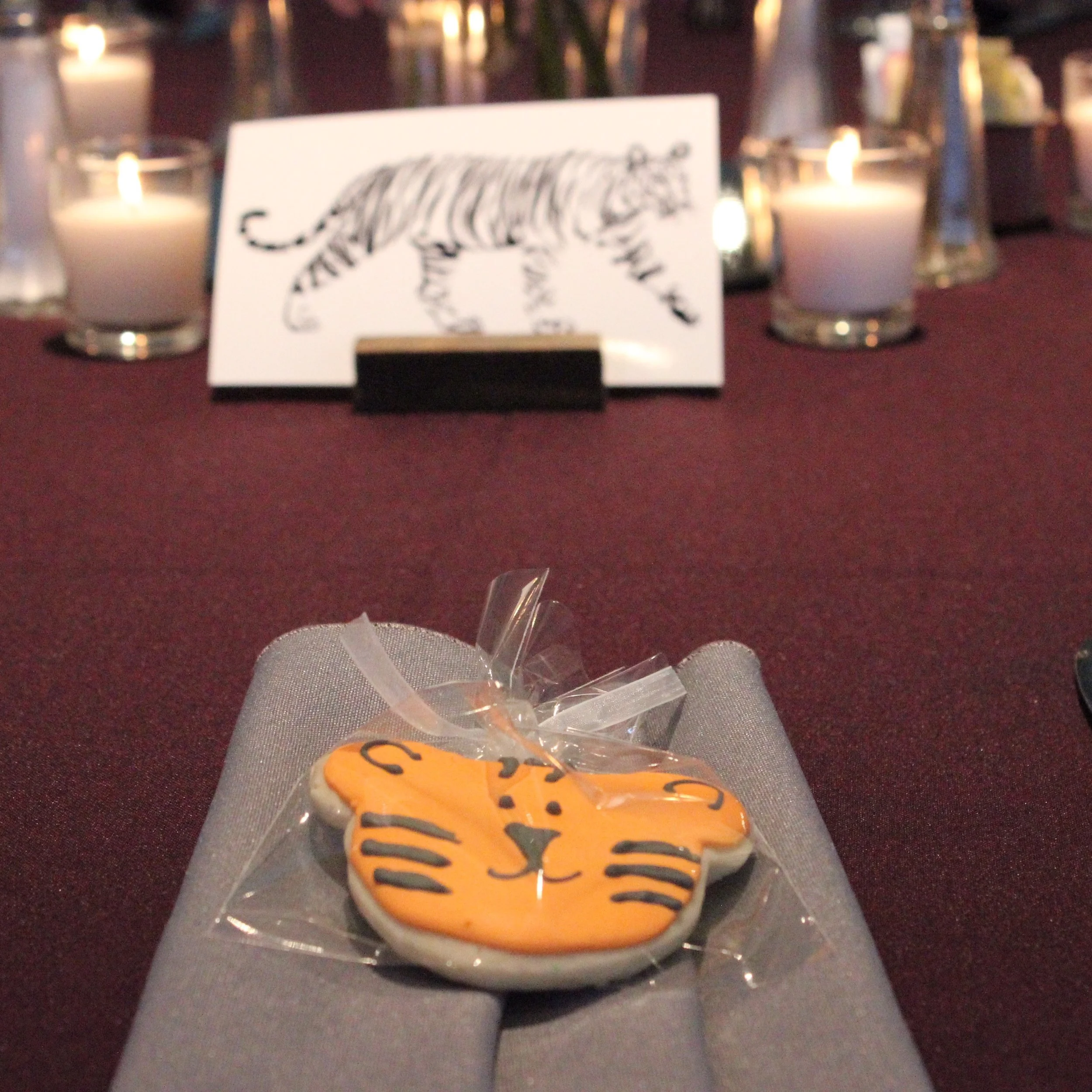 Each table was an animal and each plate setting got that animal cookie!