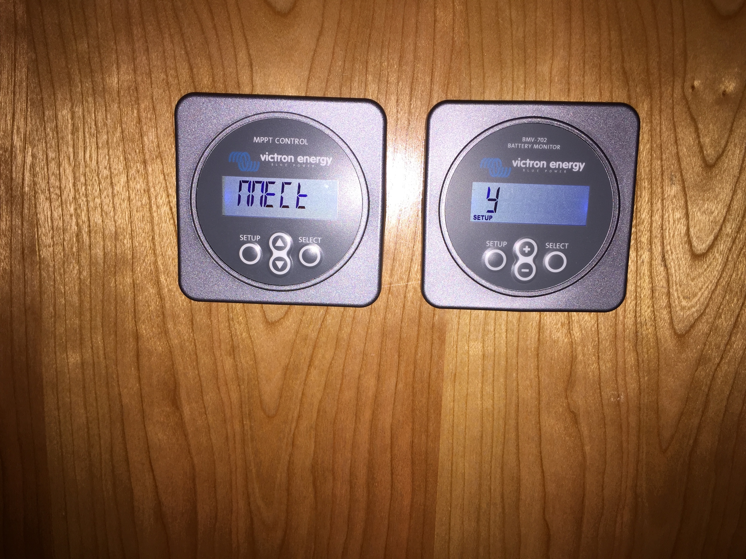 Victron MPPT Control and BMV-702 monitors