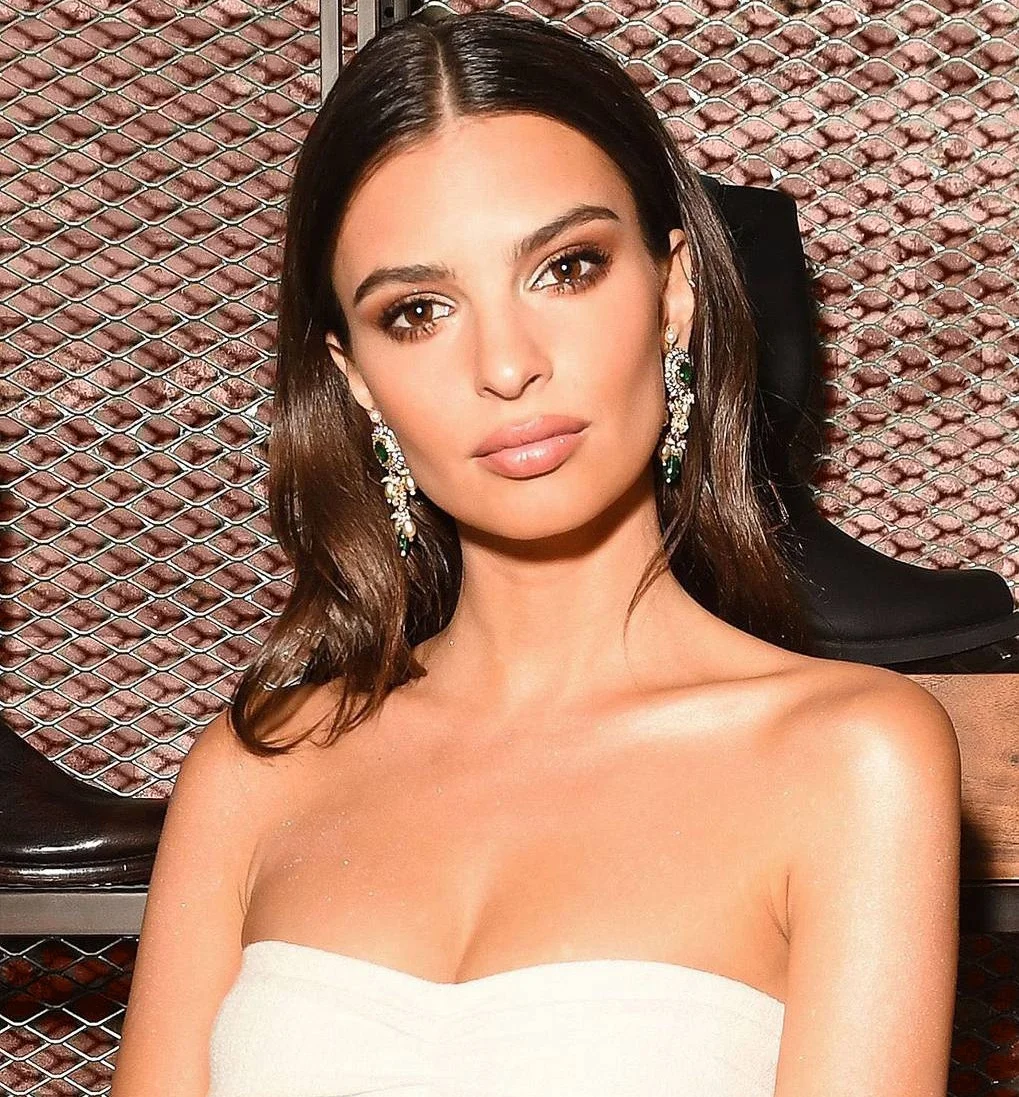 Emily Ratajkowski's Nighttime Skincare and Haircare Routine