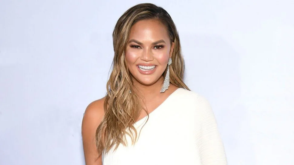 Chrissy Teigen Got Armpit Botox to Stop Sweating