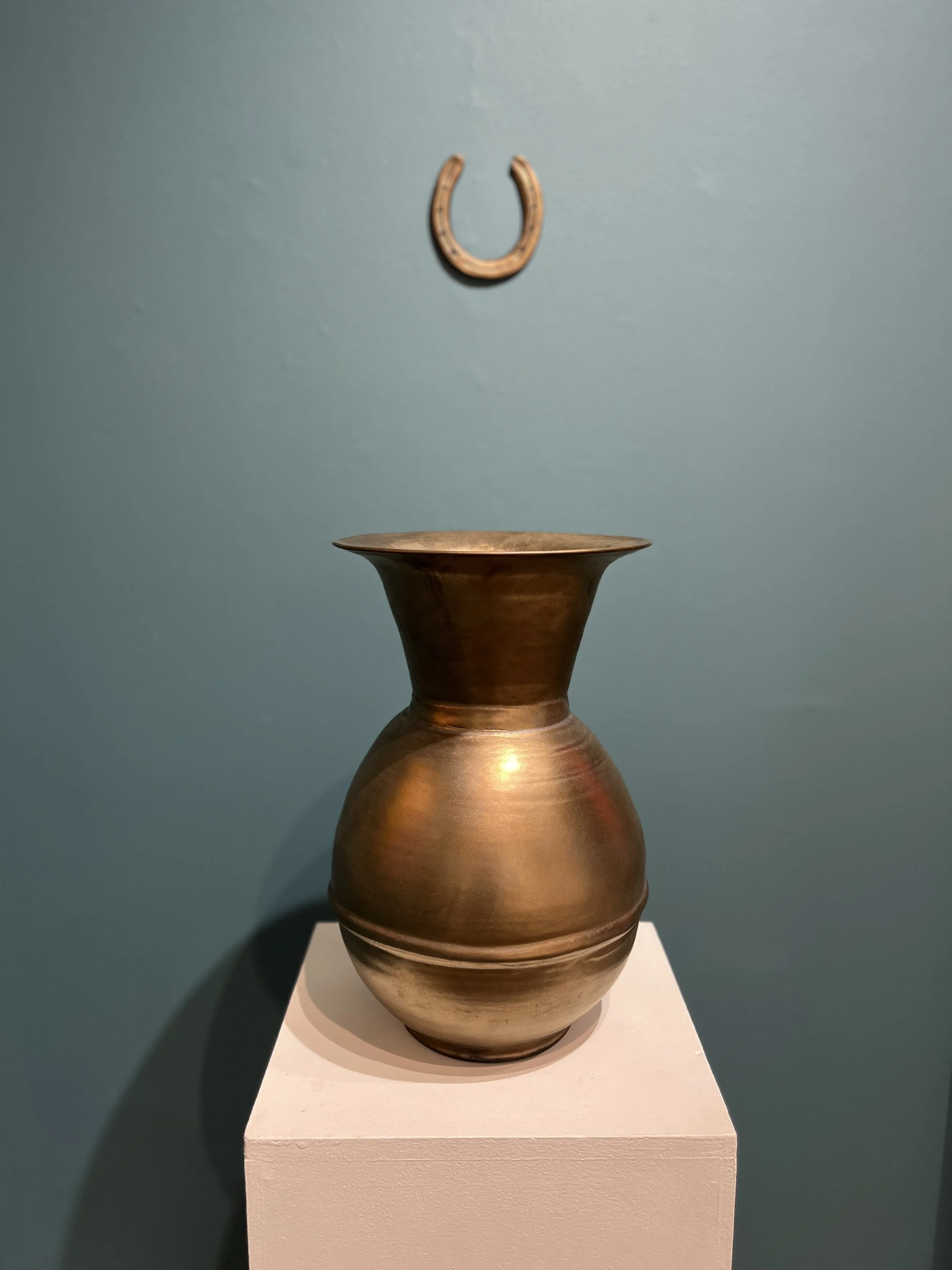 Spittoon & Horseshoe