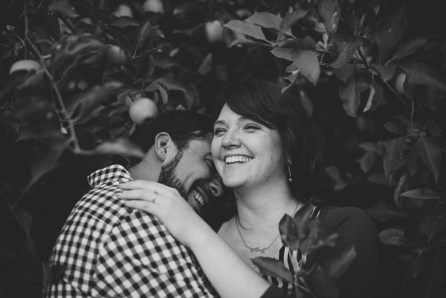 NinaLilyPhotography_AppleOrchardEngagement_Blog44.jpg