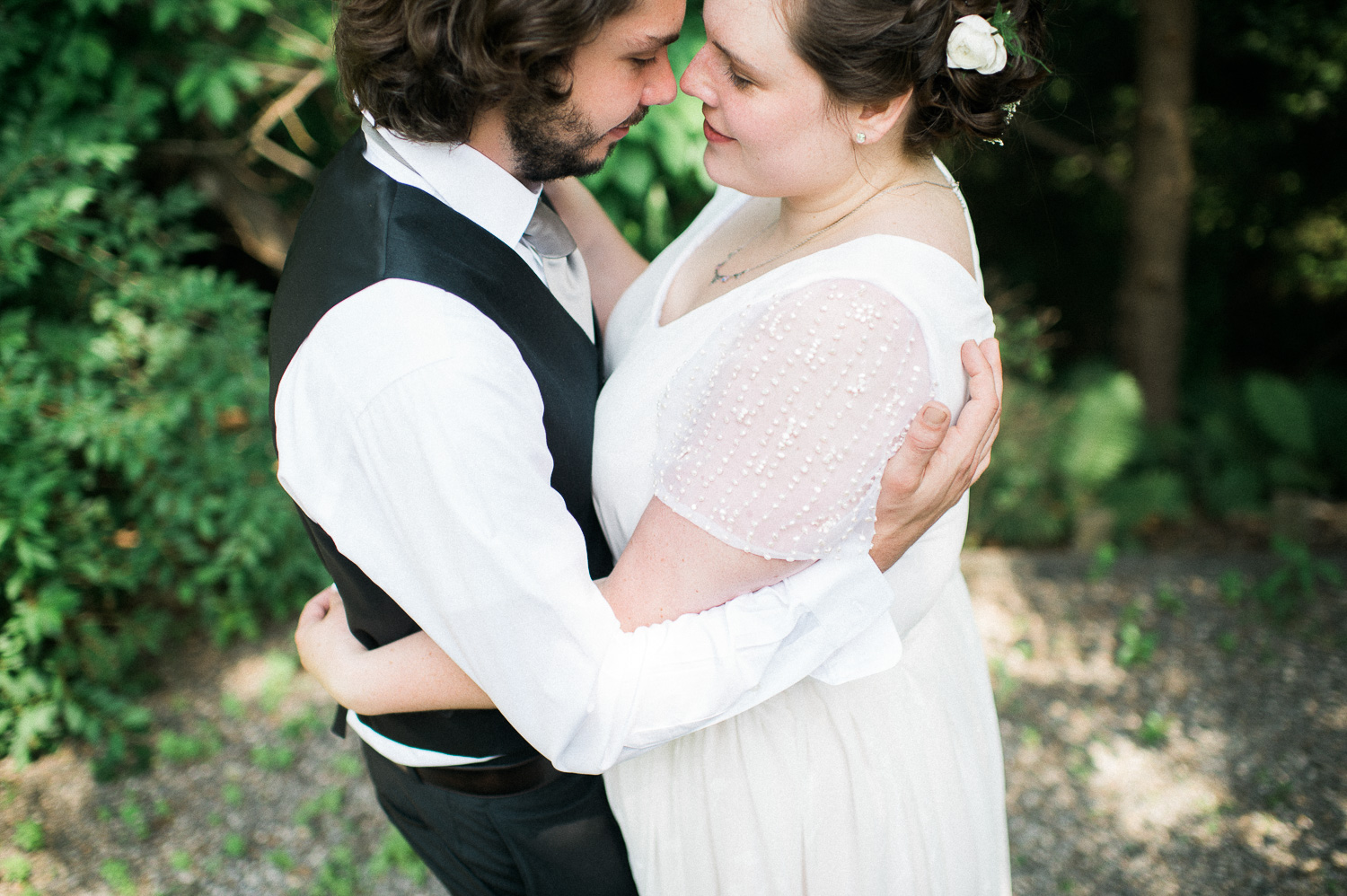 ninalilyphoto-alpenhof-philadelphia-elopement-034.jpg