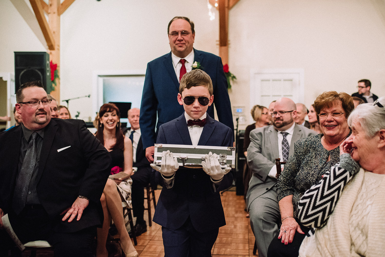 063ninalilyphoto-kahnblog-glasberninn-lehighvalleywedding.jpg