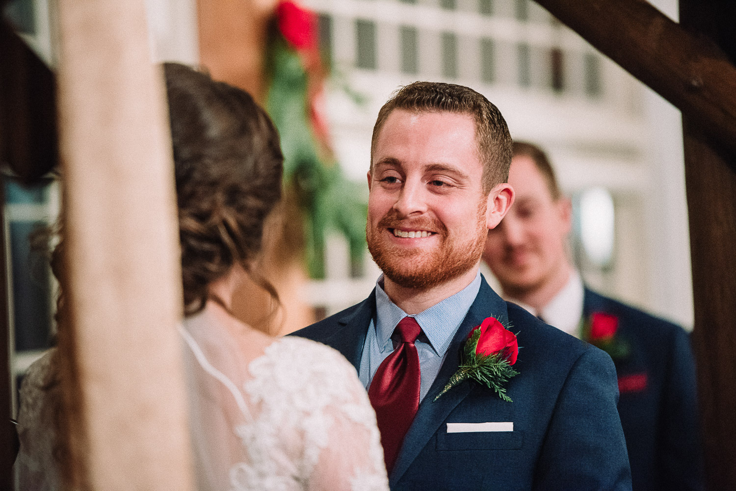 069ninalilyphoto-kahnblog-glasberninn-lehighvalleywedding.jpg