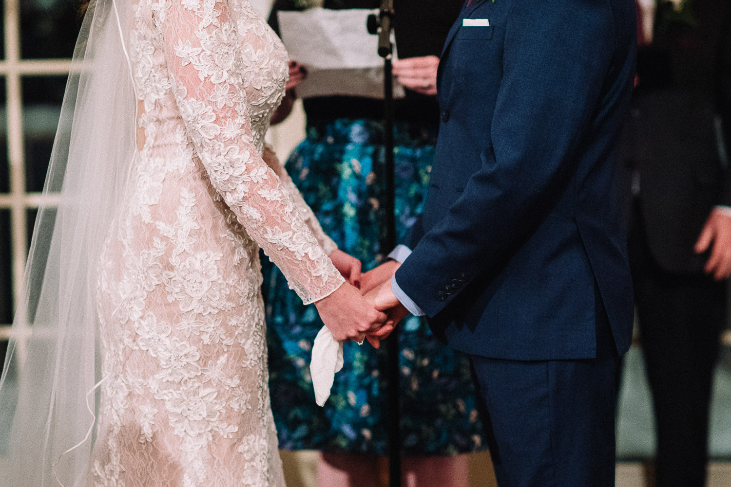 072ninalilyphoto-kahnblog-glasberninn-lehighvalleywedding.jpg