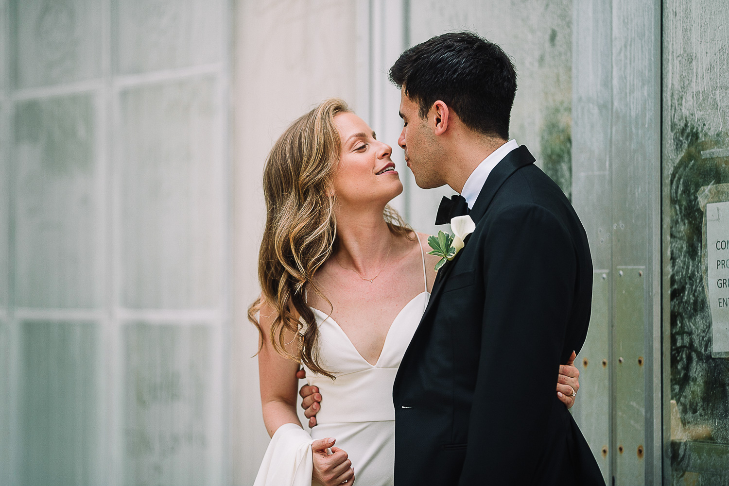 030ninalilyphoto-philadelphiawedding-horticulturecenter-thalblog.jpg