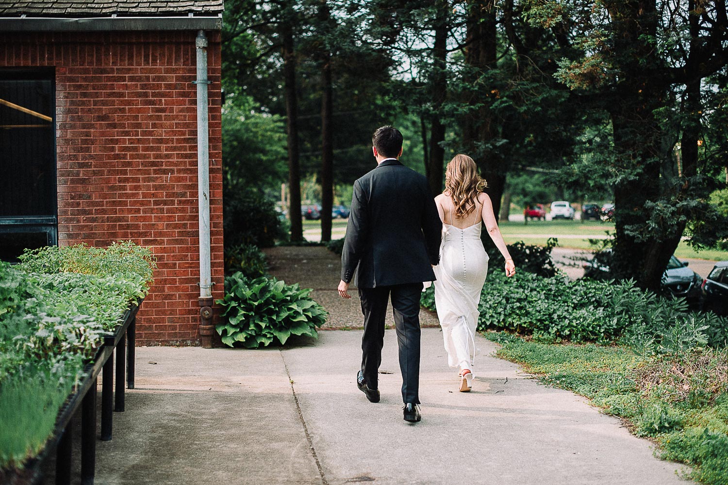 031ninalilyphoto-philadelphiawedding-horticulturecenter-thalblog.jpg