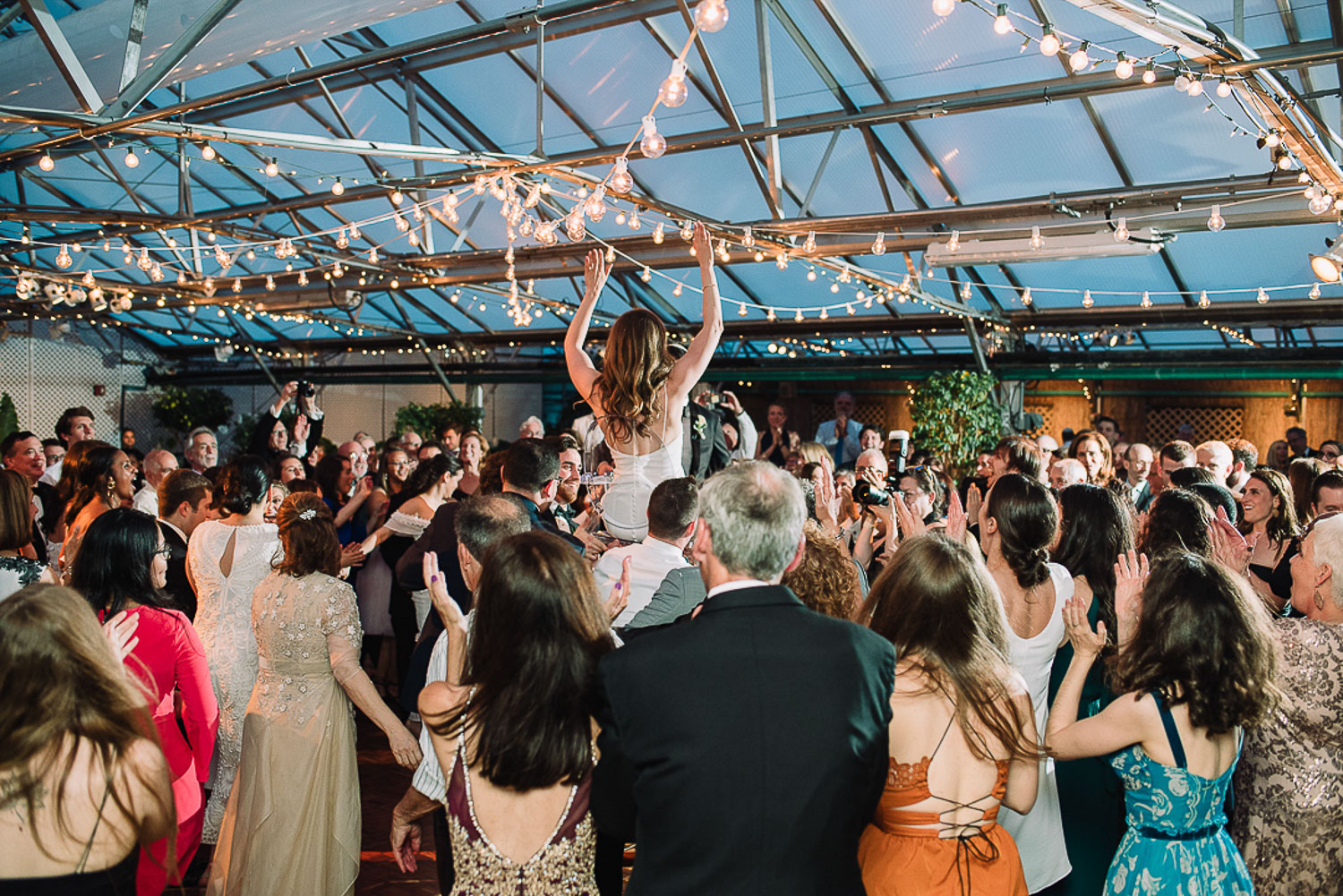 106ninalilyphoto-philadelphiawedding-horticulturecenter-thalblog.jpg
