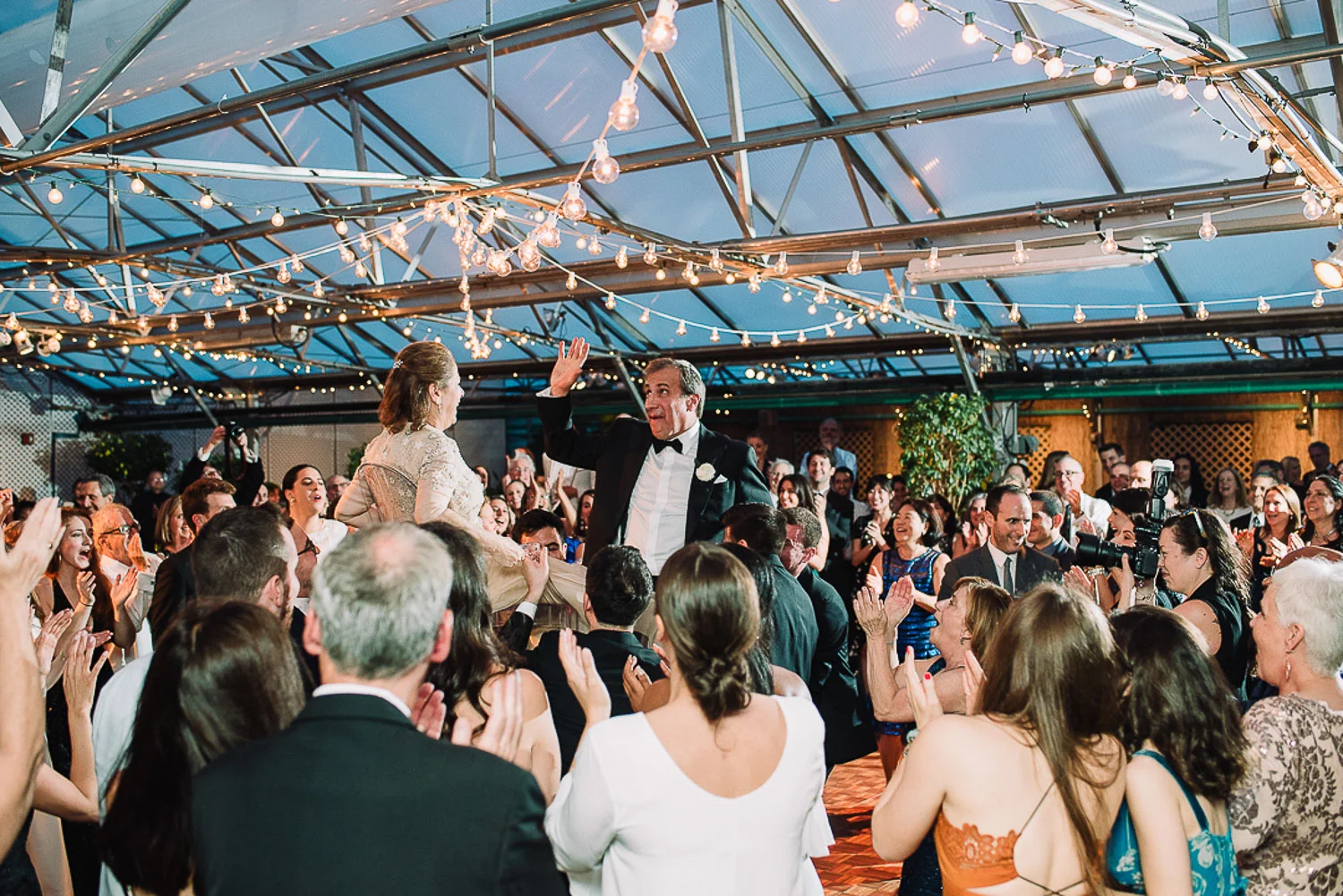 108ninalilyphoto-philadelphiawedding-horticulturecenter-thalblog.jpg