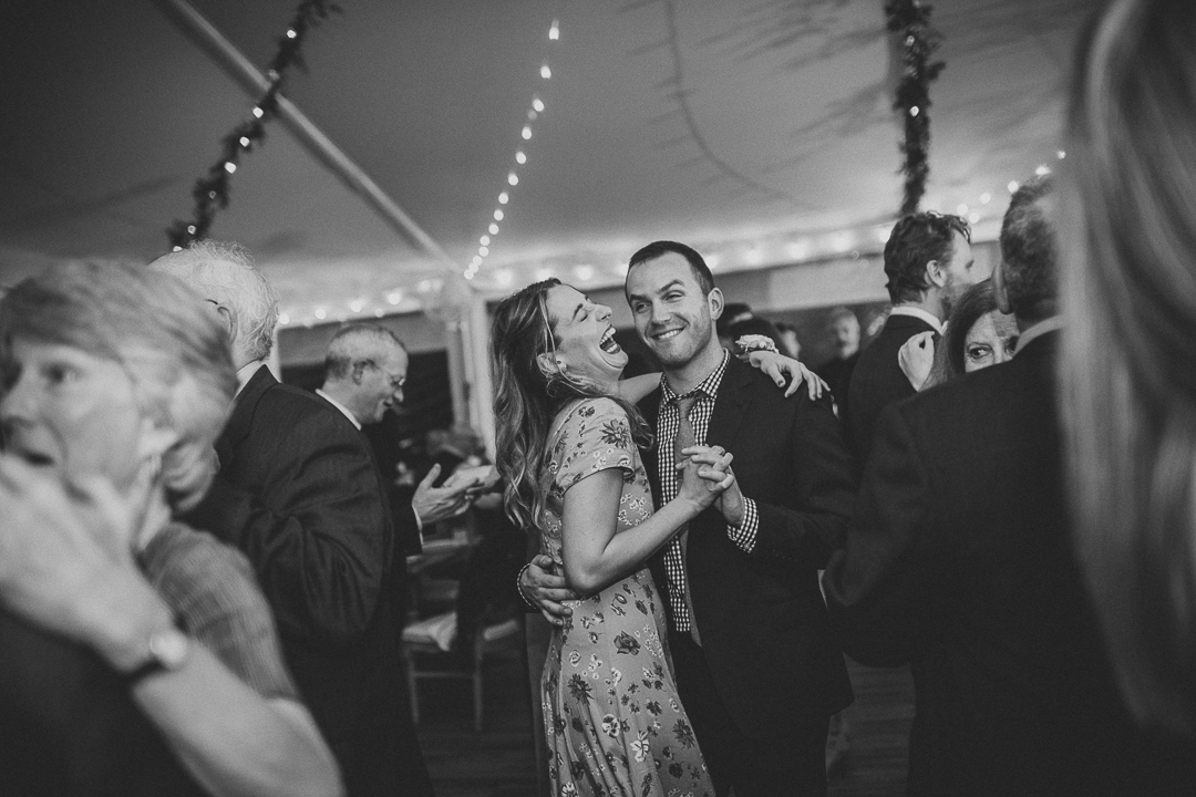 185ninalilyphoto-bartramsgardenwedding-hinckenblog.jpg