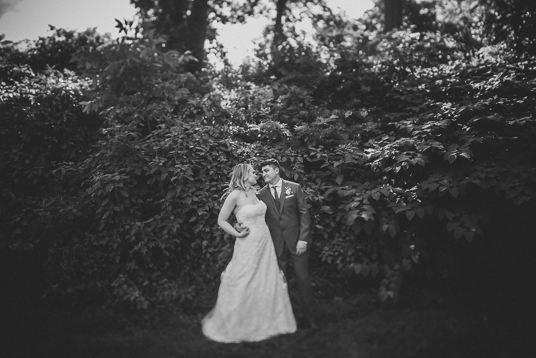 054ninalilyphoto-shawneeinn-promiseridge-microwedding-puglieseblog.jpg