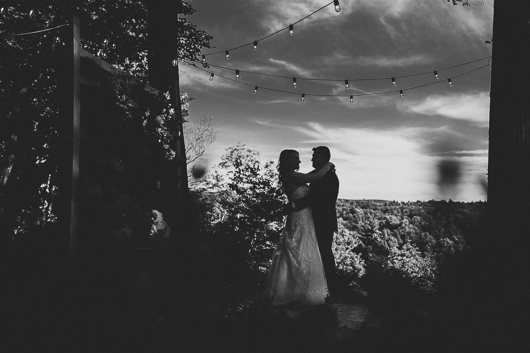 086ninalilyphoto-shawneeinn-promiseridge-microwedding-puglieseblog.jpg