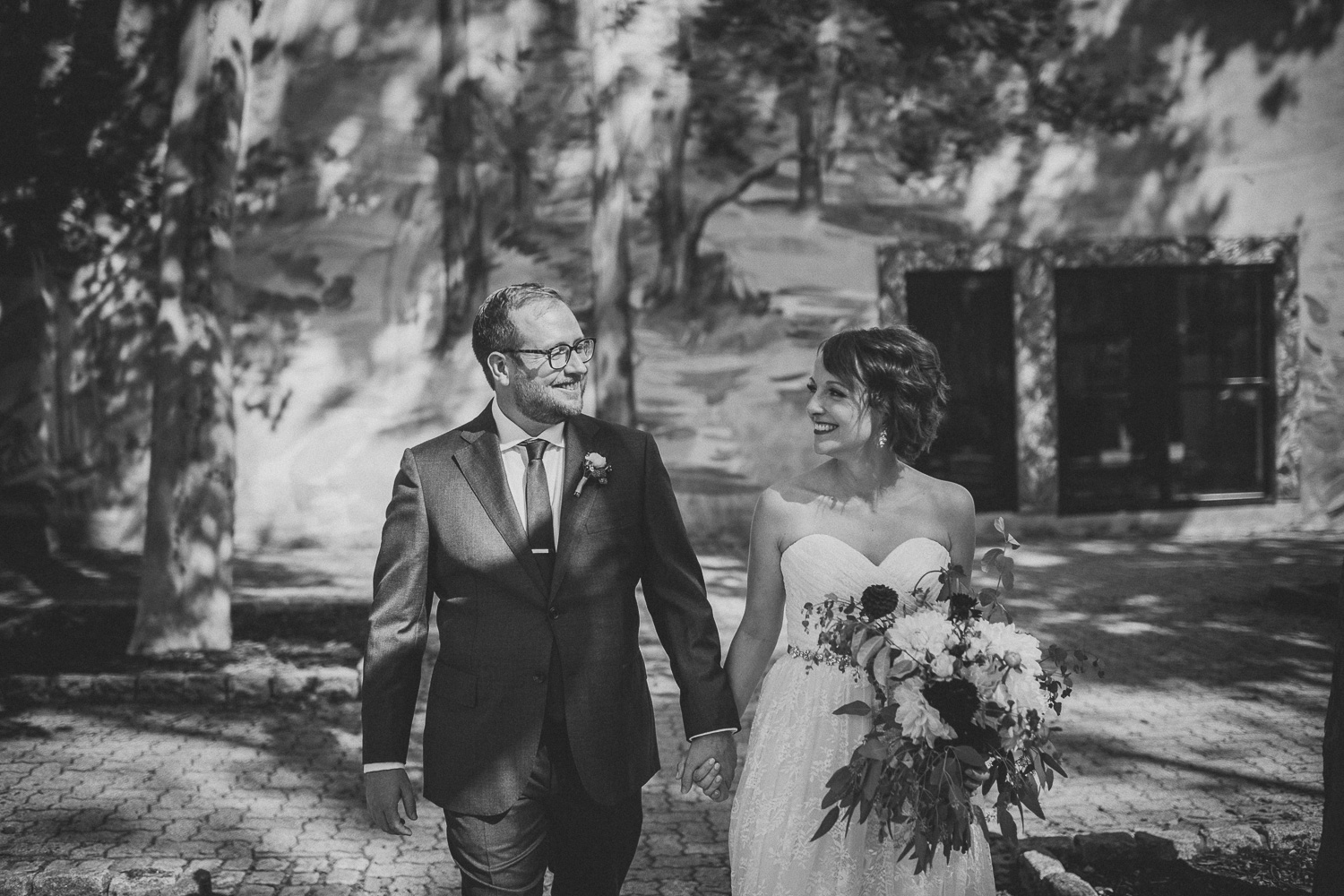 050ninalilyphoto-fleisherartmemorialphiladelphiapawedding-richmanblog.jpg