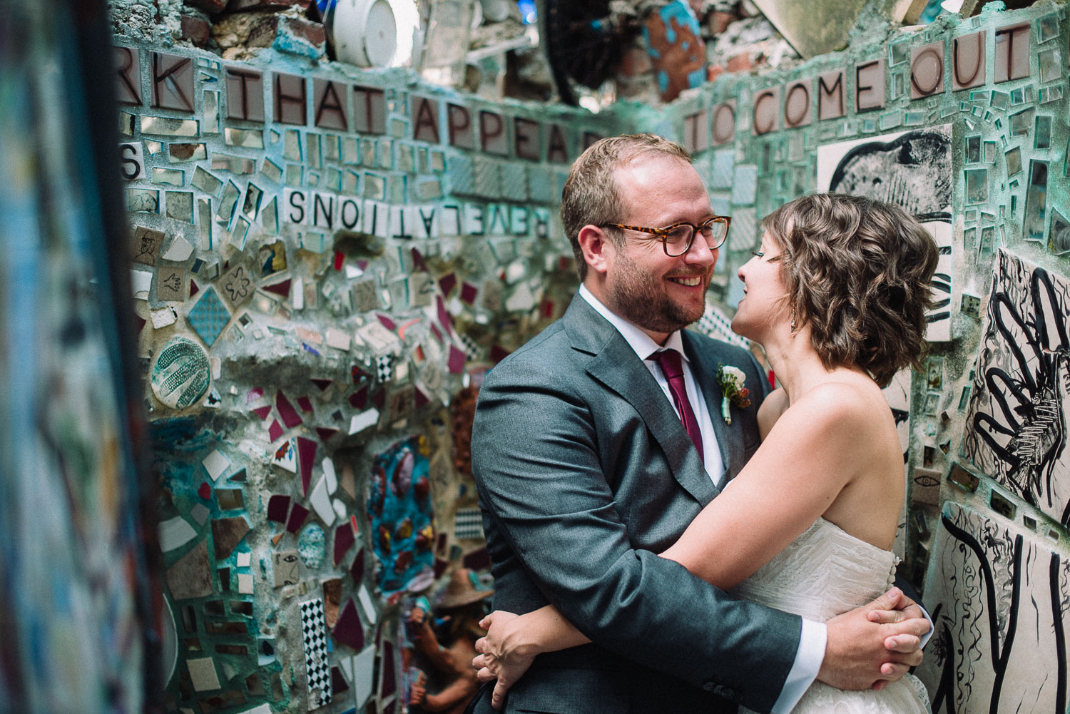064ninalilyphoto-fleisherartmemorialphiladelphiapawedding-richmanblog.jpg