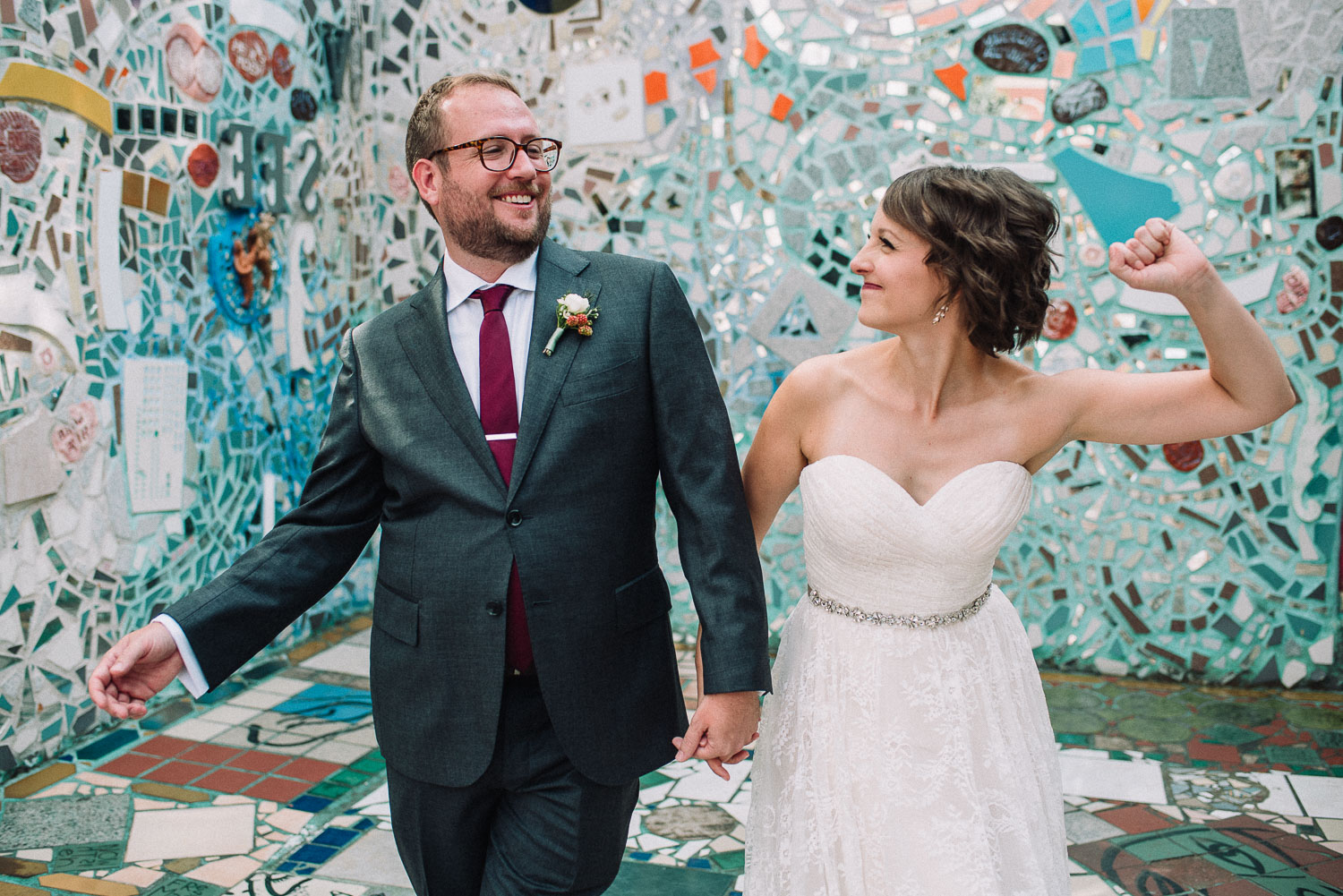 069ninalilyphoto-fleisherartmemorialphiladelphiapawedding-richmanblog.jpg