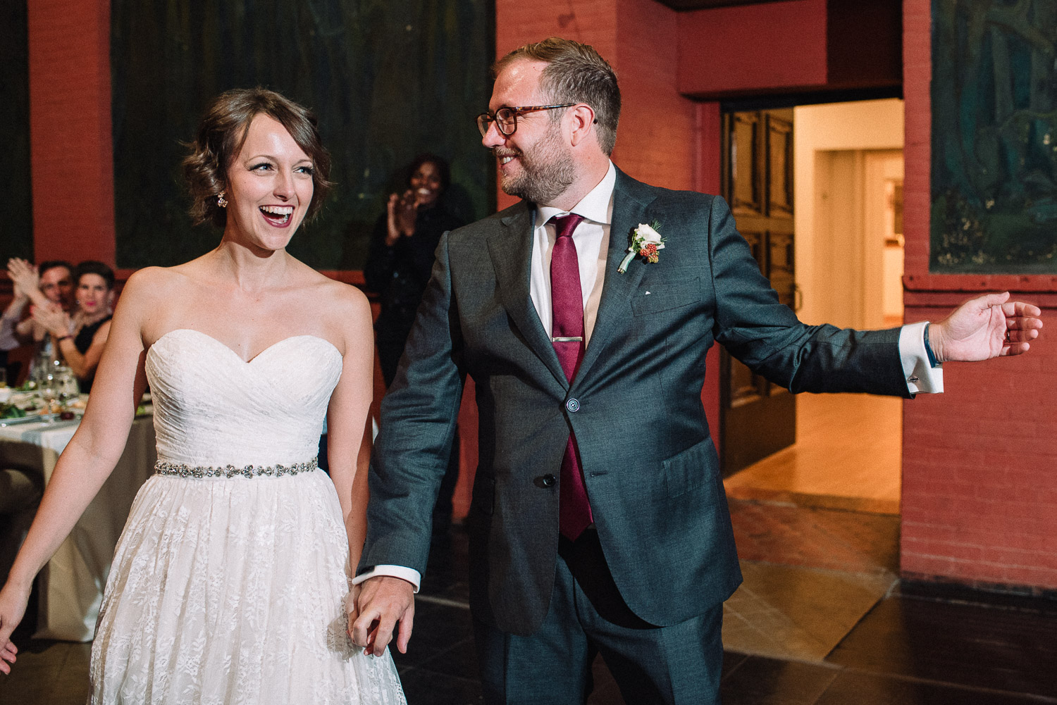 114ninalilyphoto-fleisherartmemorialphiladelphiapawedding-richmanblog.jpg
