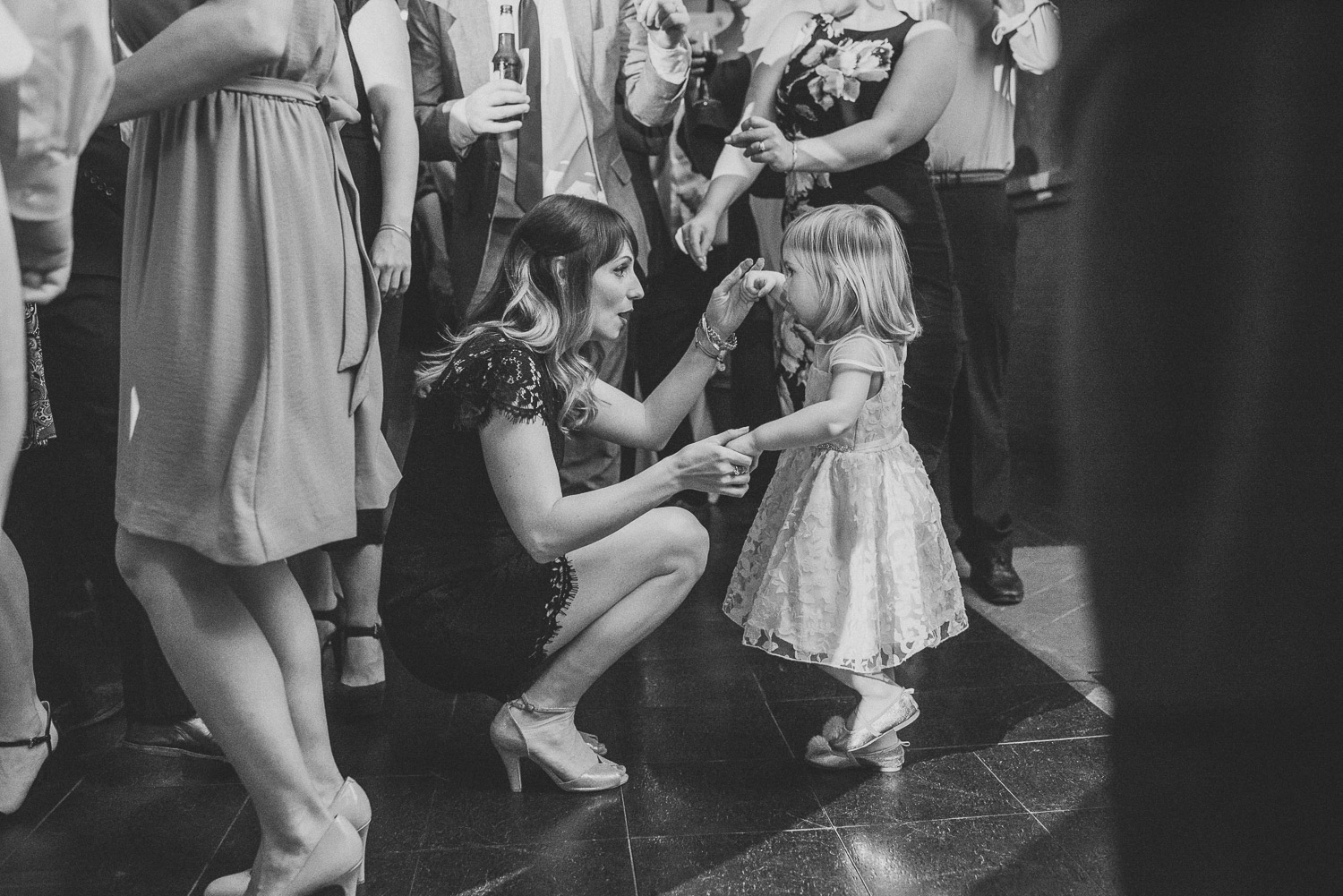 133ninalilyphoto-fleisherartmemorialphiladelphiapawedding-richmanblog.jpg
