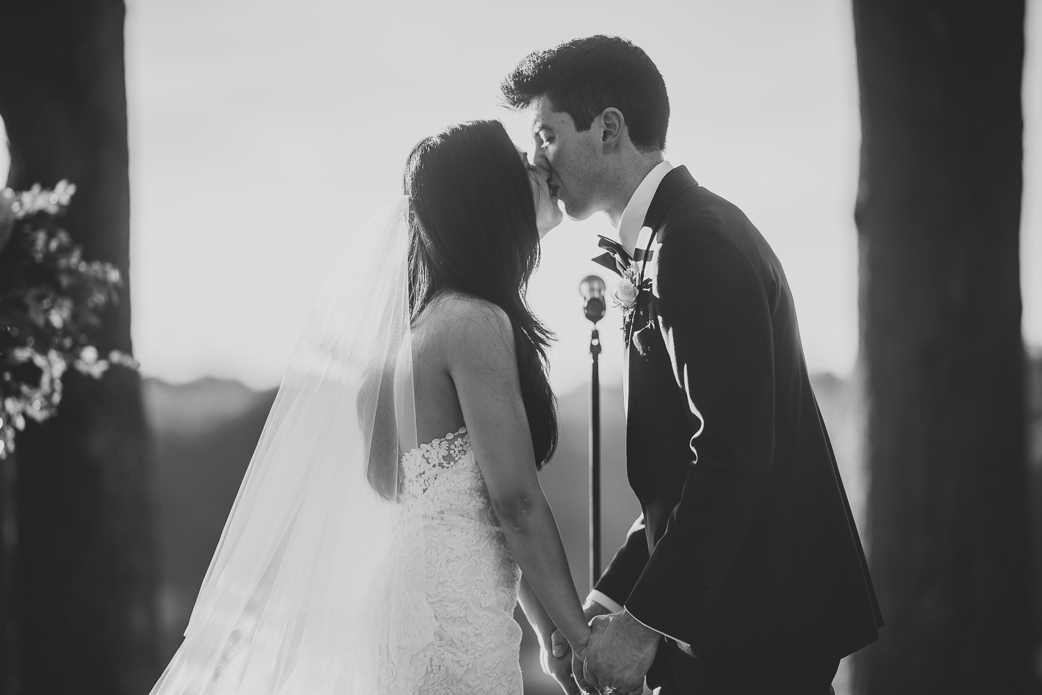096ninalilyphoto-weisman-westernceremony-woodlochresortwedding.jpg
