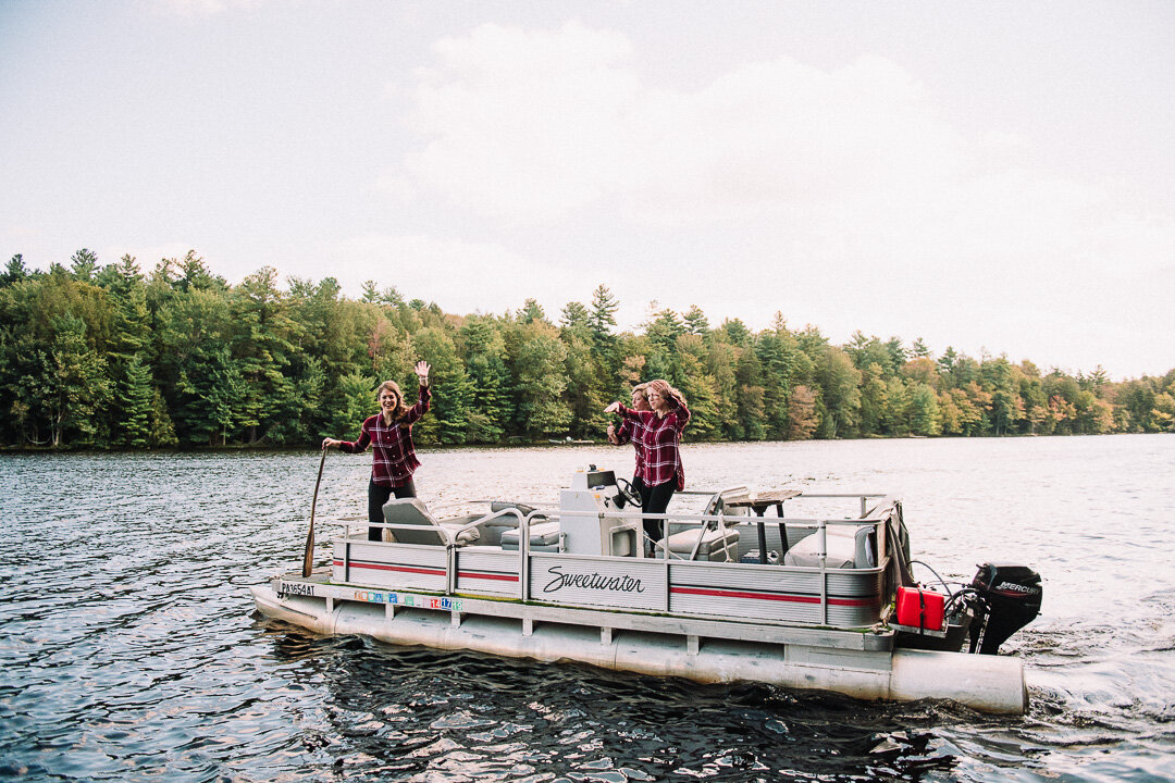 015ninalilyphoto-donato-poconolakepreserve-poconopaweddingblog.jpg