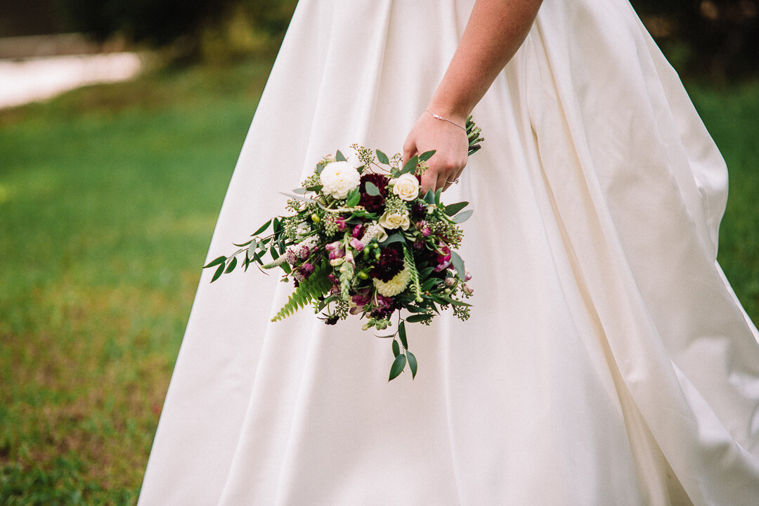 035ninalilyphoto-donato-poconolakepreserve-poconopaweddingblog.jpg