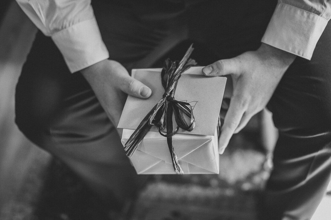 043ninalilyphoto-donato-poconolakepreserve-poconopaweddingblog.jpg