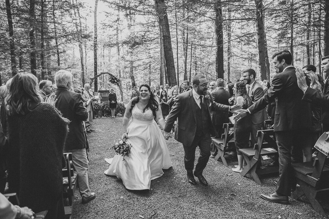 095ninalilyphoto-donato-poconolakepreserve-poconopaweddingblog.jpg