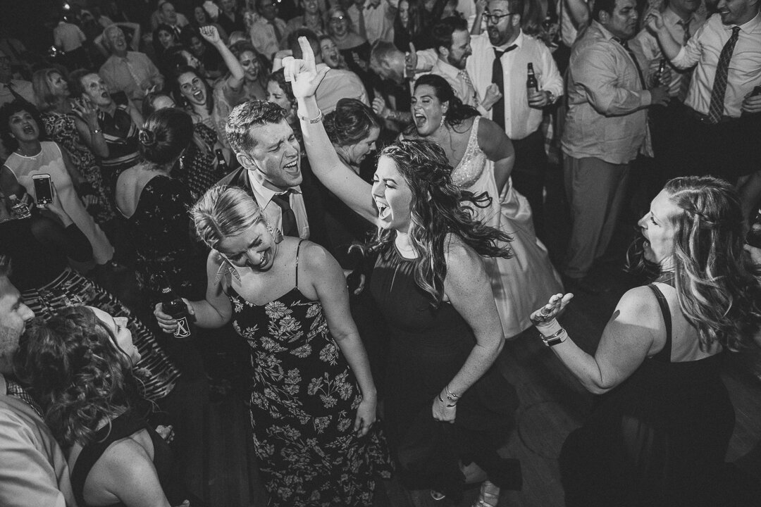 133ninalilyphoto-donato-poconolakepreserve-poconopaweddingblog.jpg