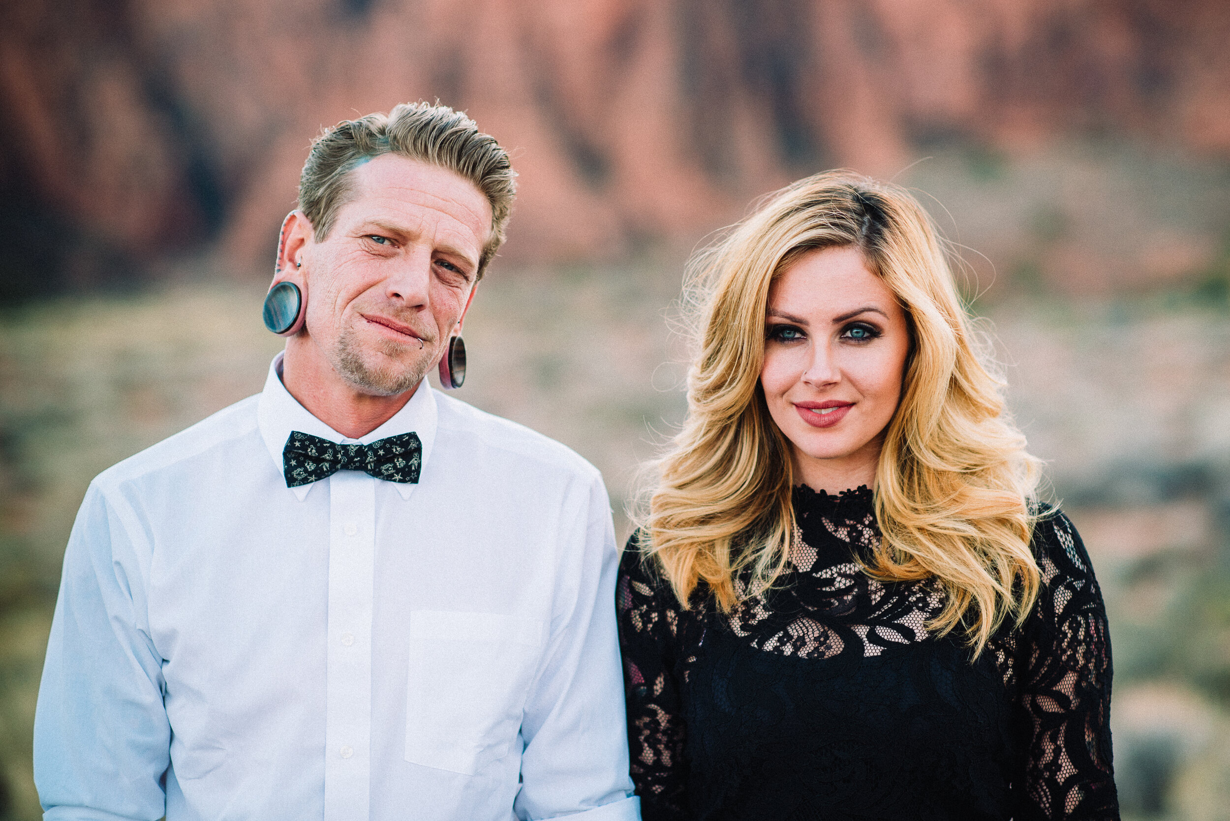 036ninalilyphoto-snowcanyon-edgydesertstyledelopement-utahwedding.jpg