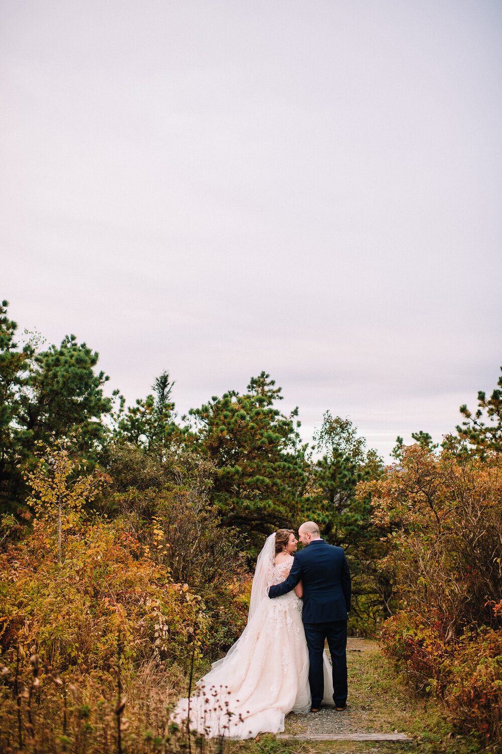 112ninalilyphotography-amber+tom-camelbacklodgeweddingblog.jpg