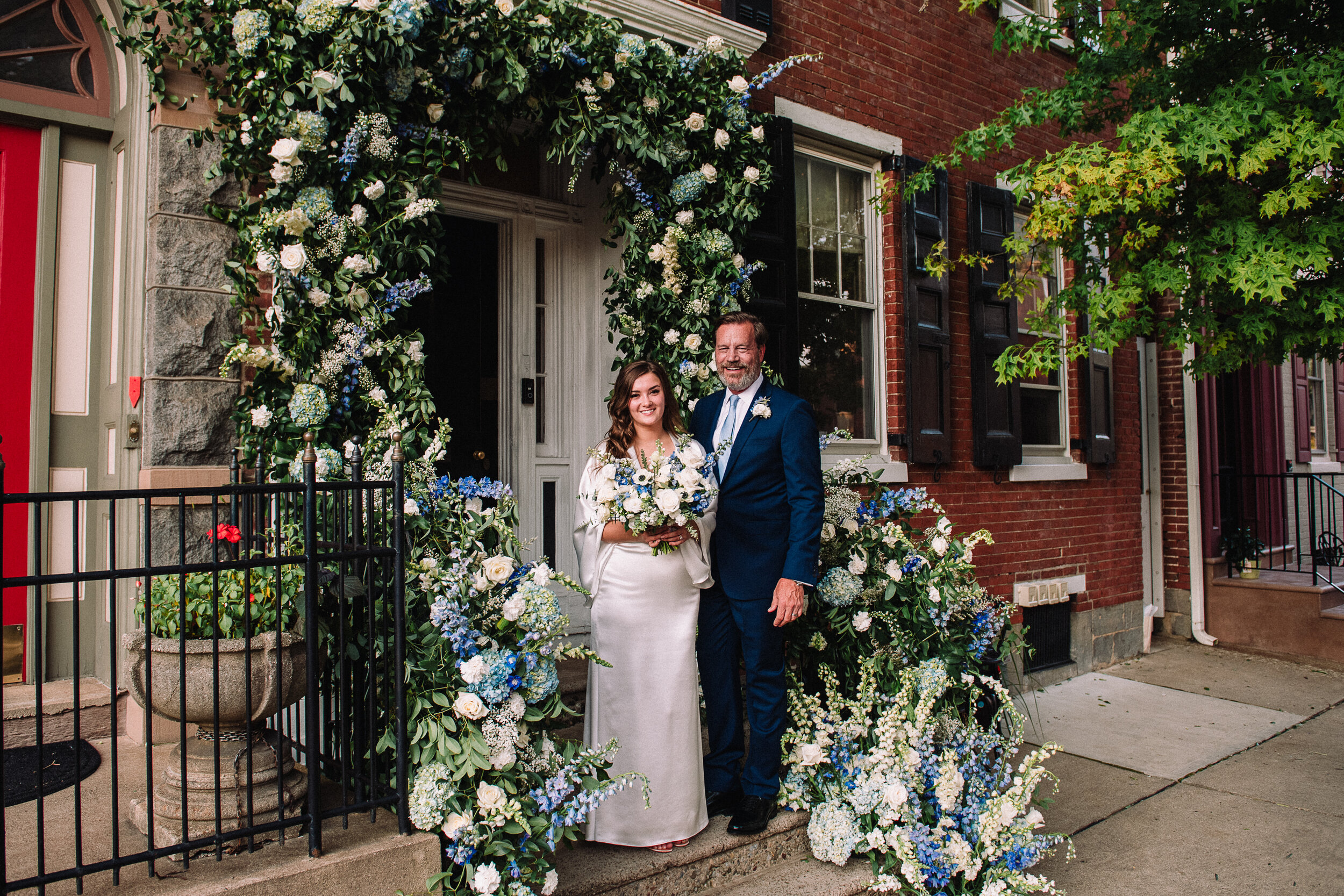 063ninalilyphotography-madeline+keith_philadelphiaelopementblog.jpg