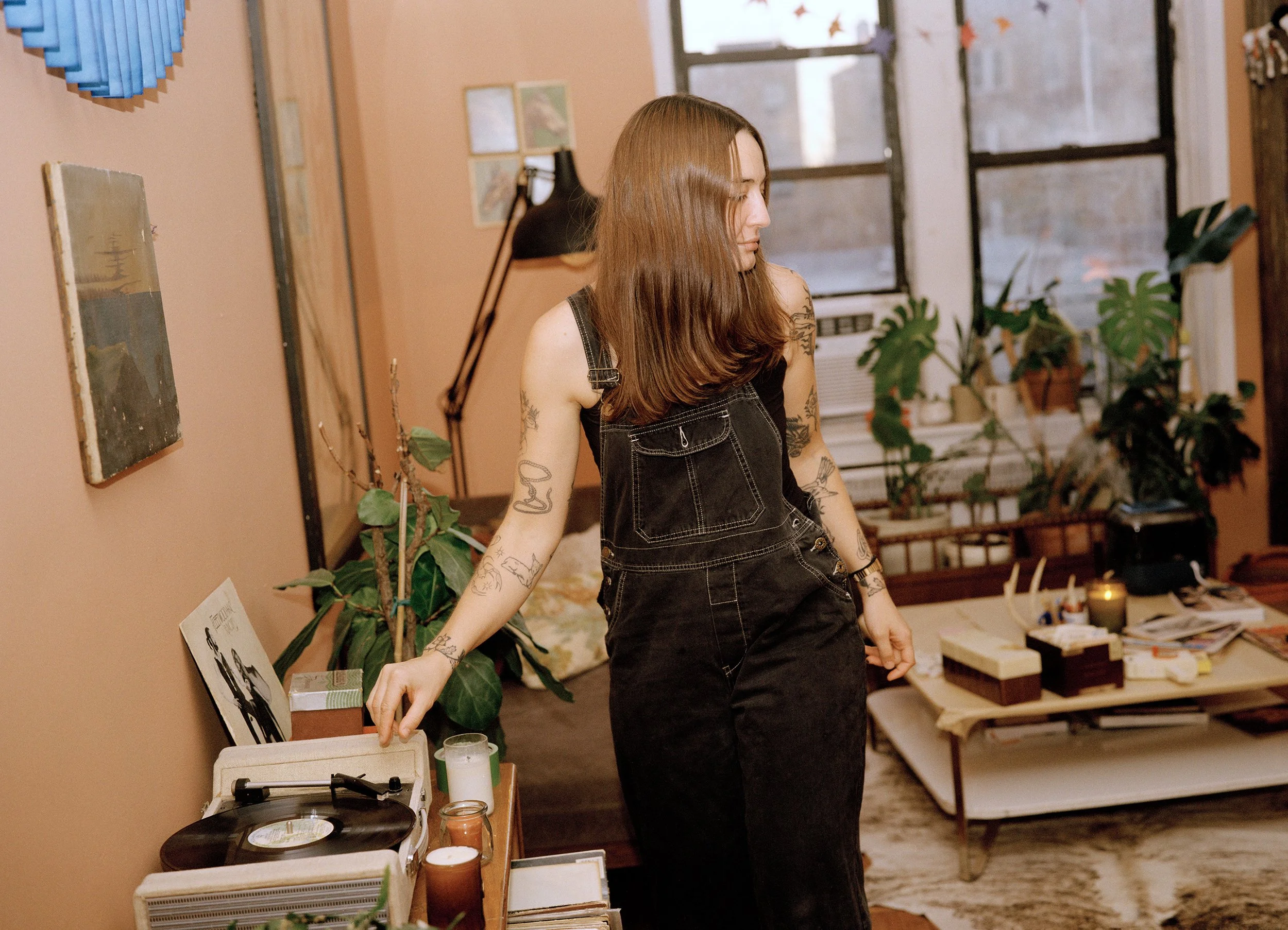 19_emmie-record-player.jpg