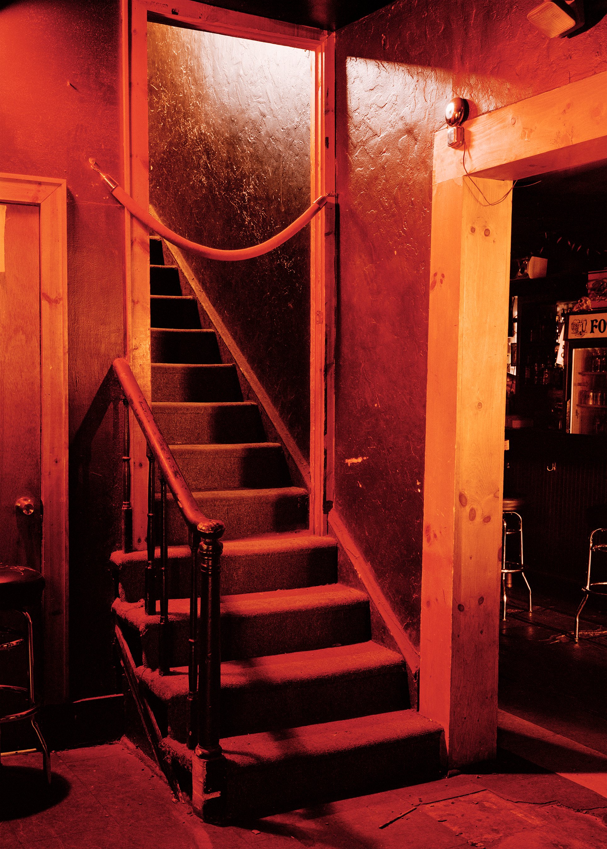05_foto-club-stairs-copy.jpg