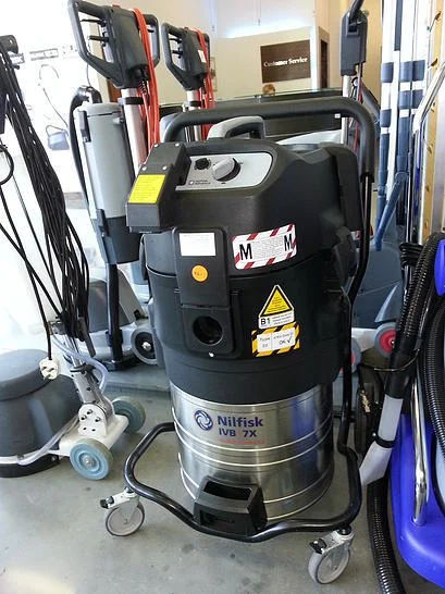 Nilfisk IVB7 110v Industrial Vacuum