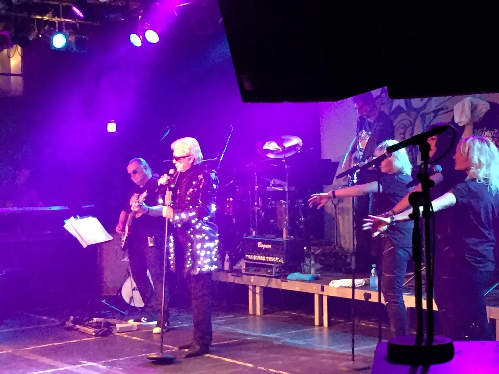 HEINO - der schwarze Enzian rockt das Backstage 