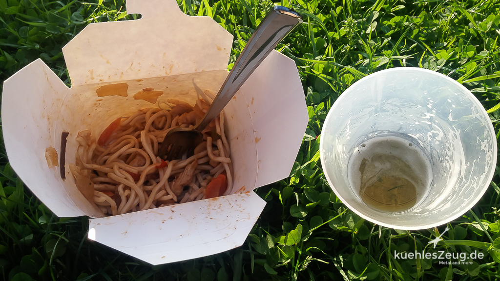 Festivalnahrung.... Asia NUdeln mit Bier
