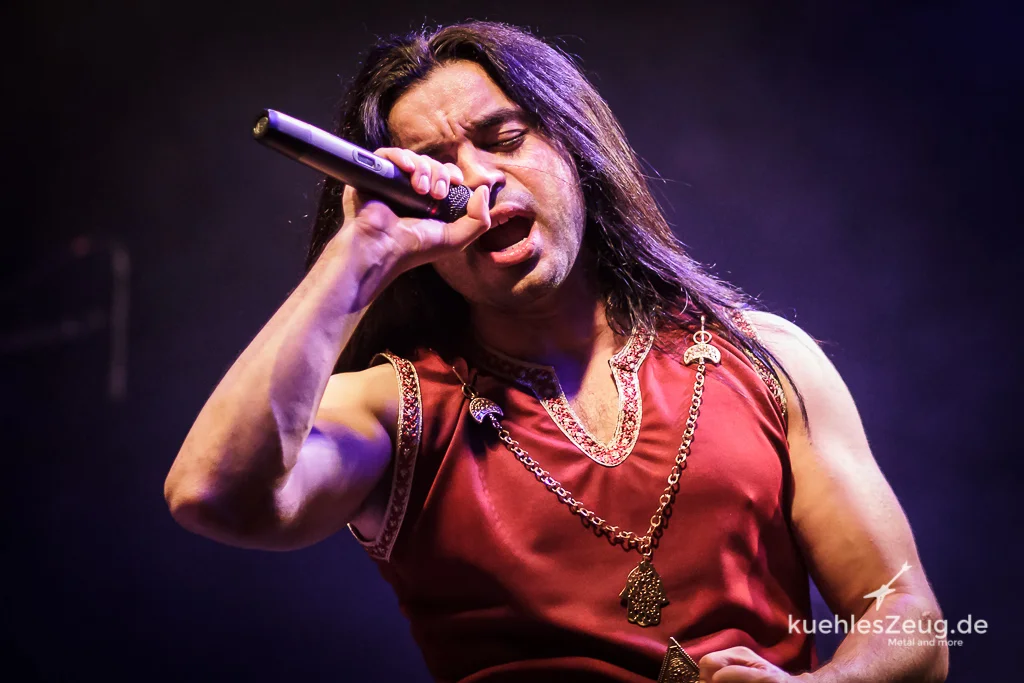Geschichten aus 1001 Metal-Nacht: Myrath bringen exotisches Flair ins Backstage