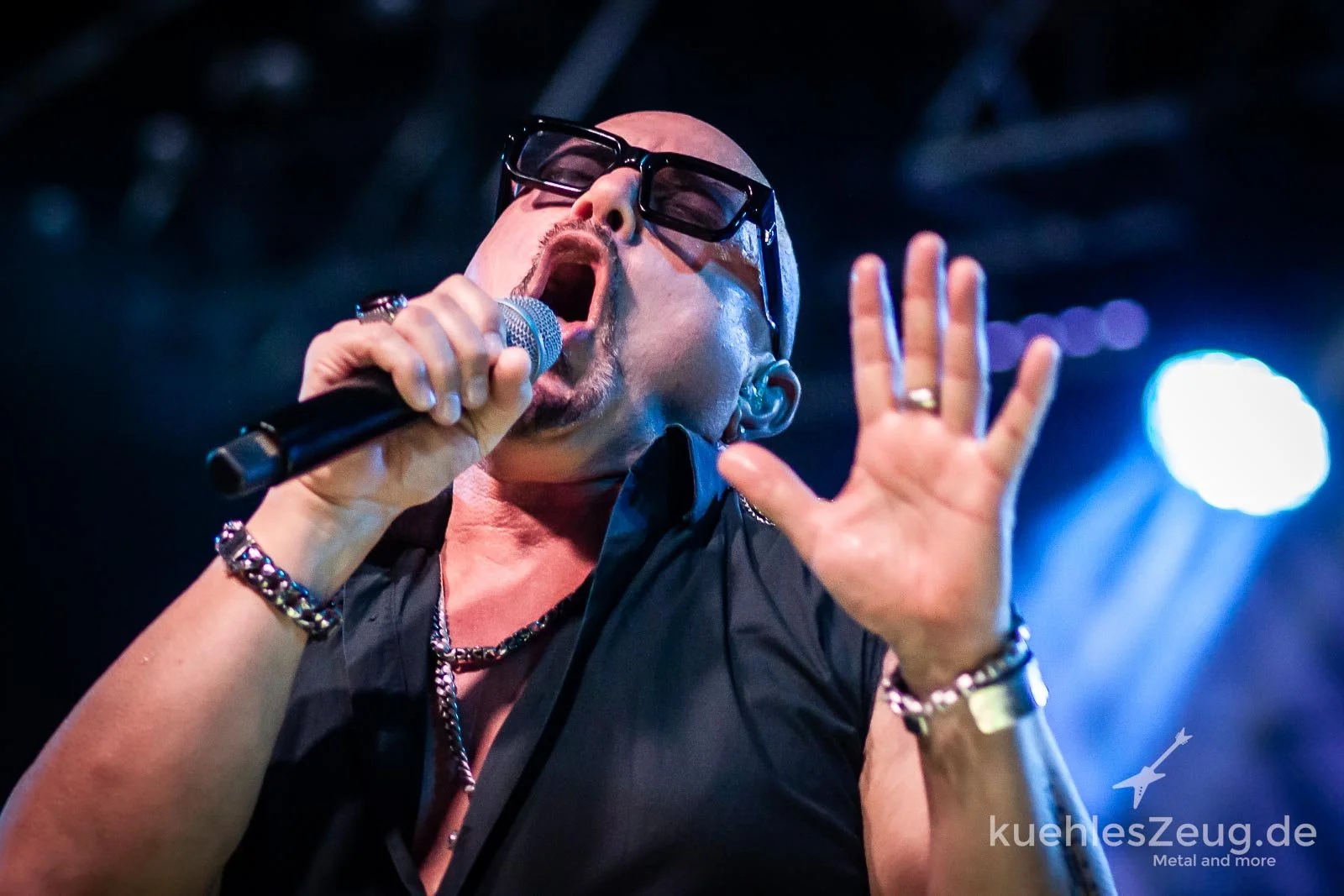 Der Orwell mit der Sonnenbrille: Geoff Tate ruft zur Revolution