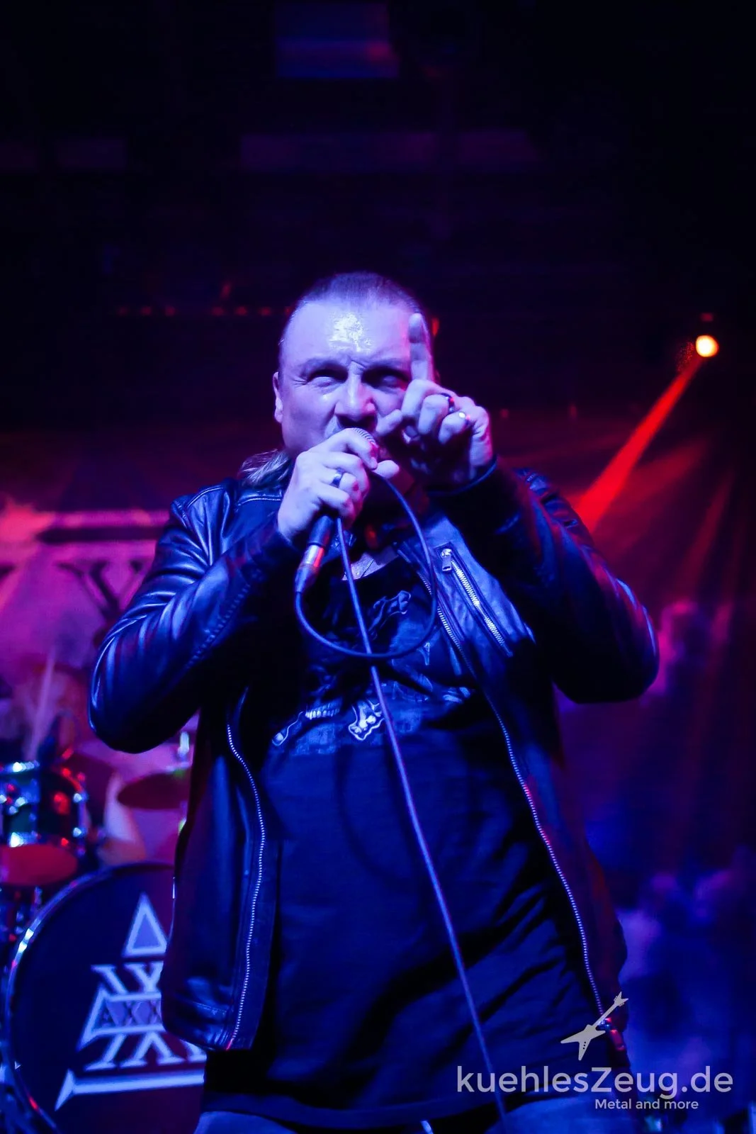 Bernhards Comedy Club: wir amüsieren uns königlich mit Axxis und Freedom Call