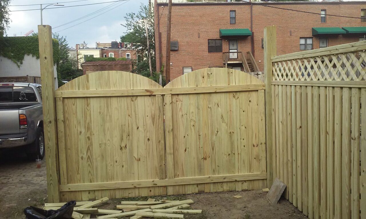 new fence1.JPG