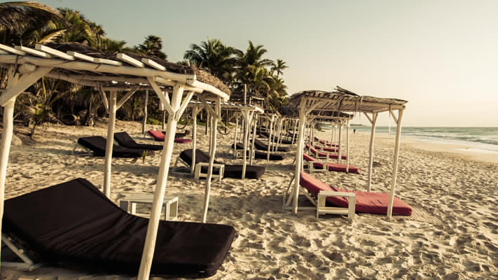 The Lowdown on Tulum Beach Clubs — Delightful Travellers :: A Canadian  Couple that Loves to Travel