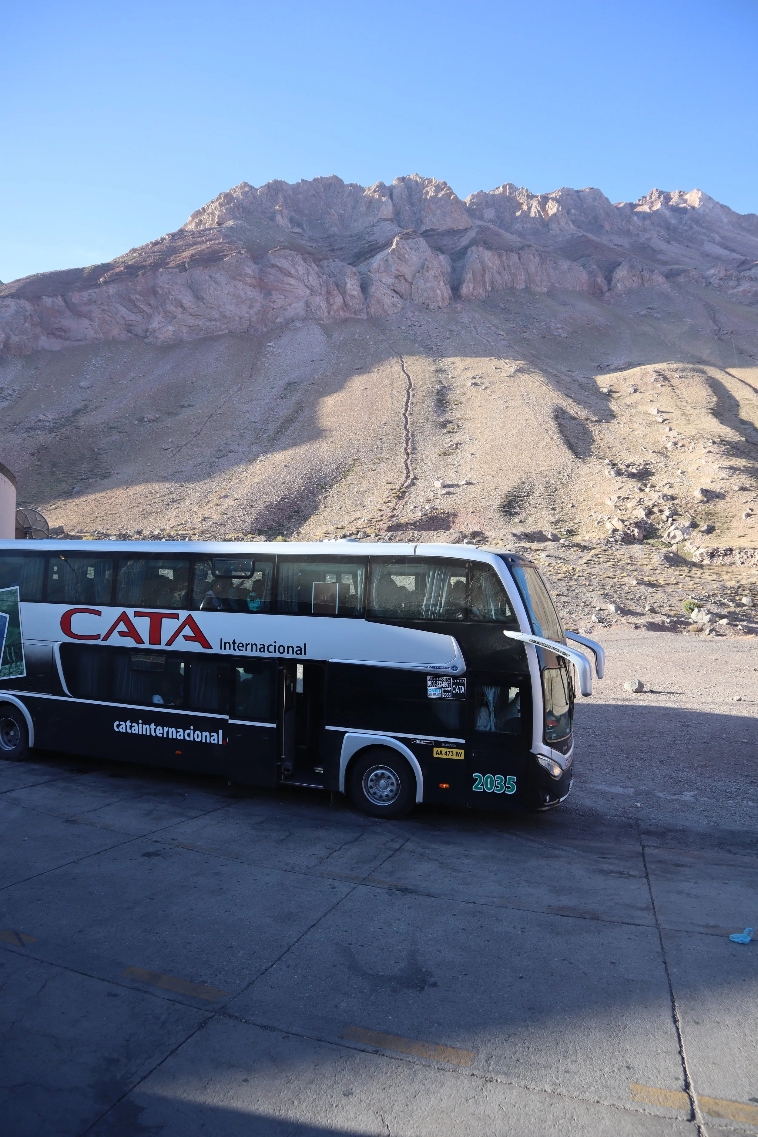 How to take the bus from Santiago to Mendoza (and why you should) — Delightful Travellers A